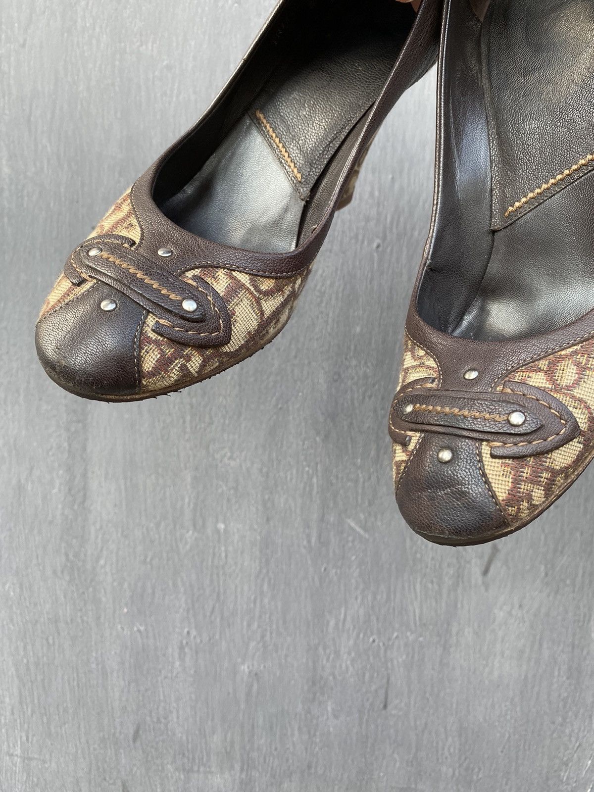 Dior × Vintage Christian Dior Monogram Leather Heels size 38 Size US 9 / IT 39 - 5 Thumbnail