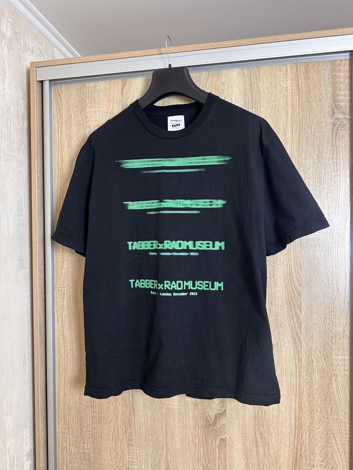 Japanese Brand 🔥 RARE Tabber x Rad Museum Tour 2023 Seoul Therapy T Shirt Size US XXL / EU 58 / 5 - 1 Thumbnail