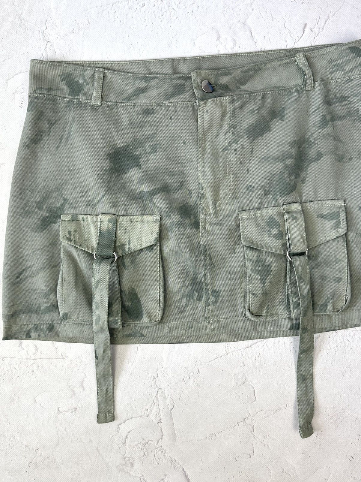 Beauty Beast × If Six Was Nine × Vintage Vintage Camo Bondage Mini Skirt Size 34" / US 12 / IT 48 - 2 Thumbnail