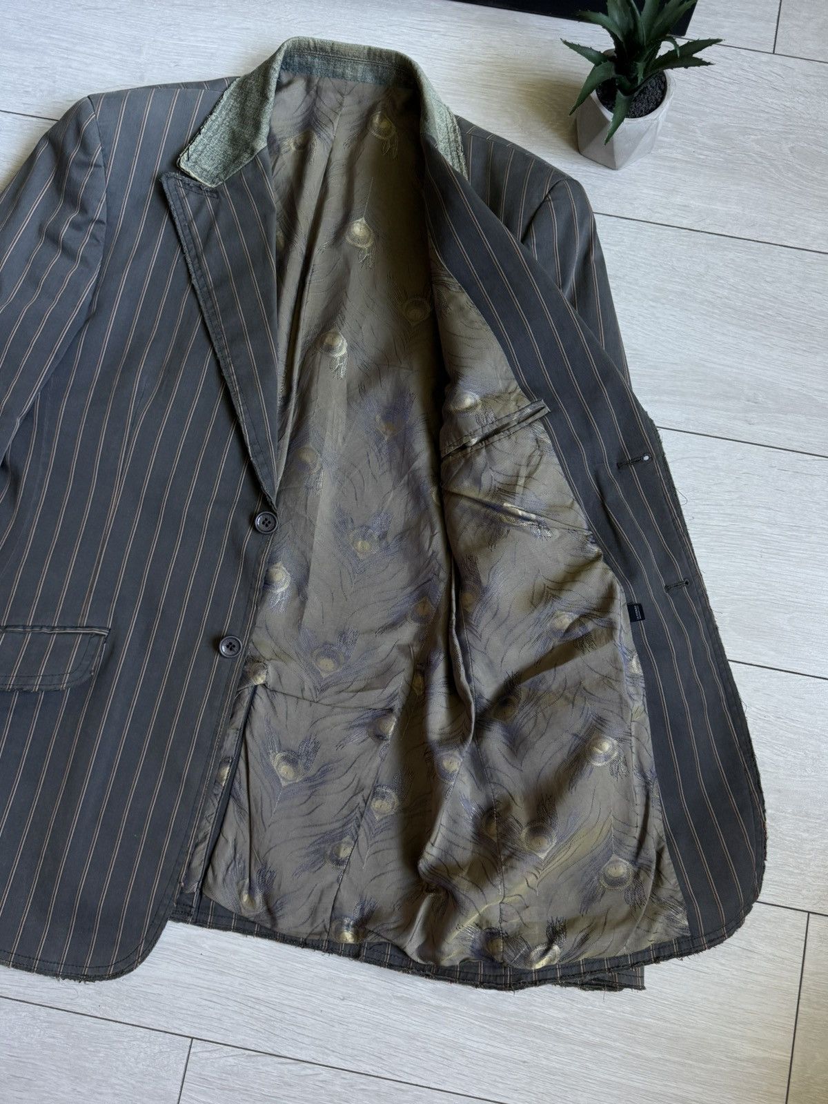 Dolce & Gabbana ❗️RARE❗️Vintage Dolce & Gabbana Denim Colar Distressed Blazer Size 50R - 13 Thumbnail