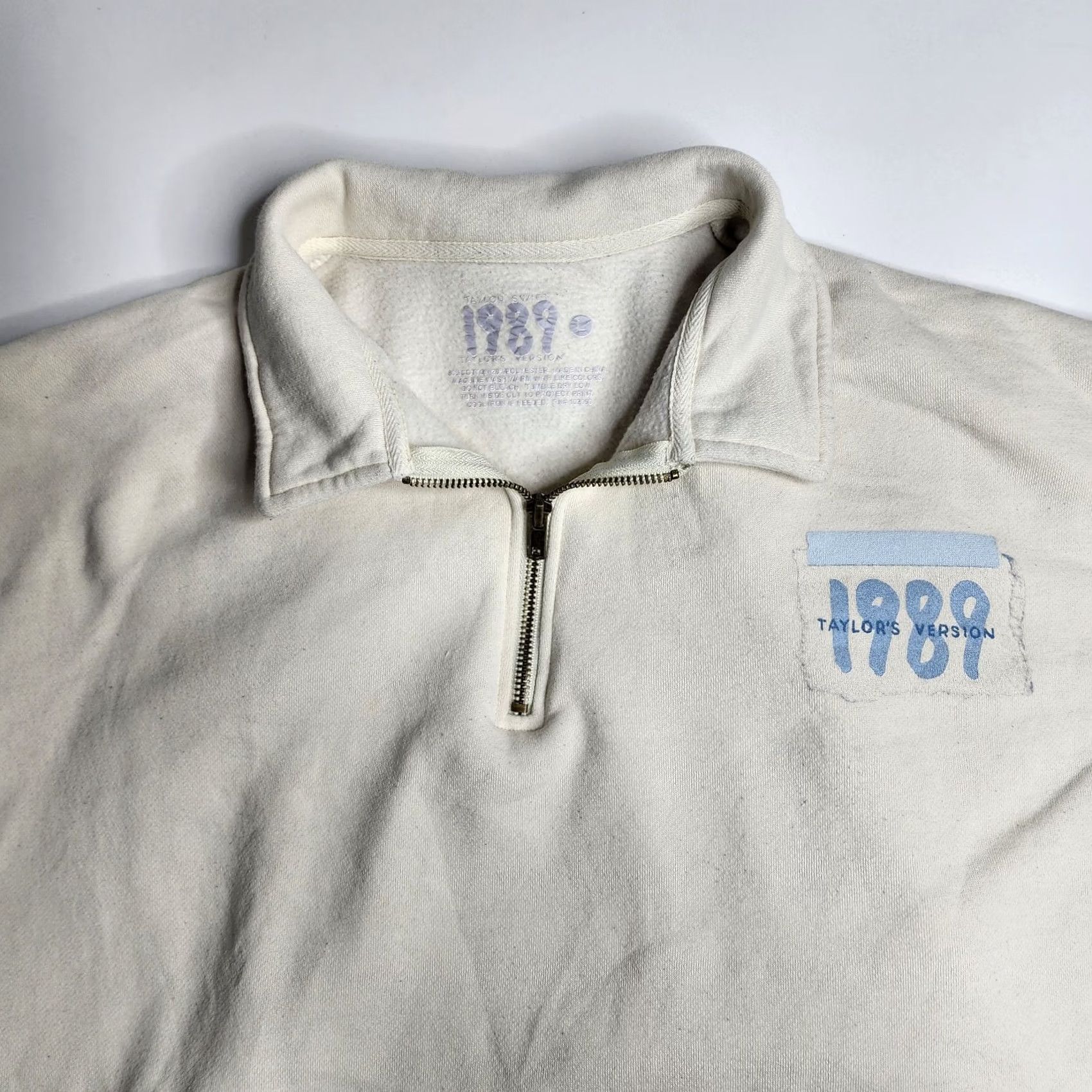 Vintage Taylor Swift Pullover Womens L Beige Found Wonderland Quarter Zip Size Size L / US 10 / IT 46 - 3 Thumbnail