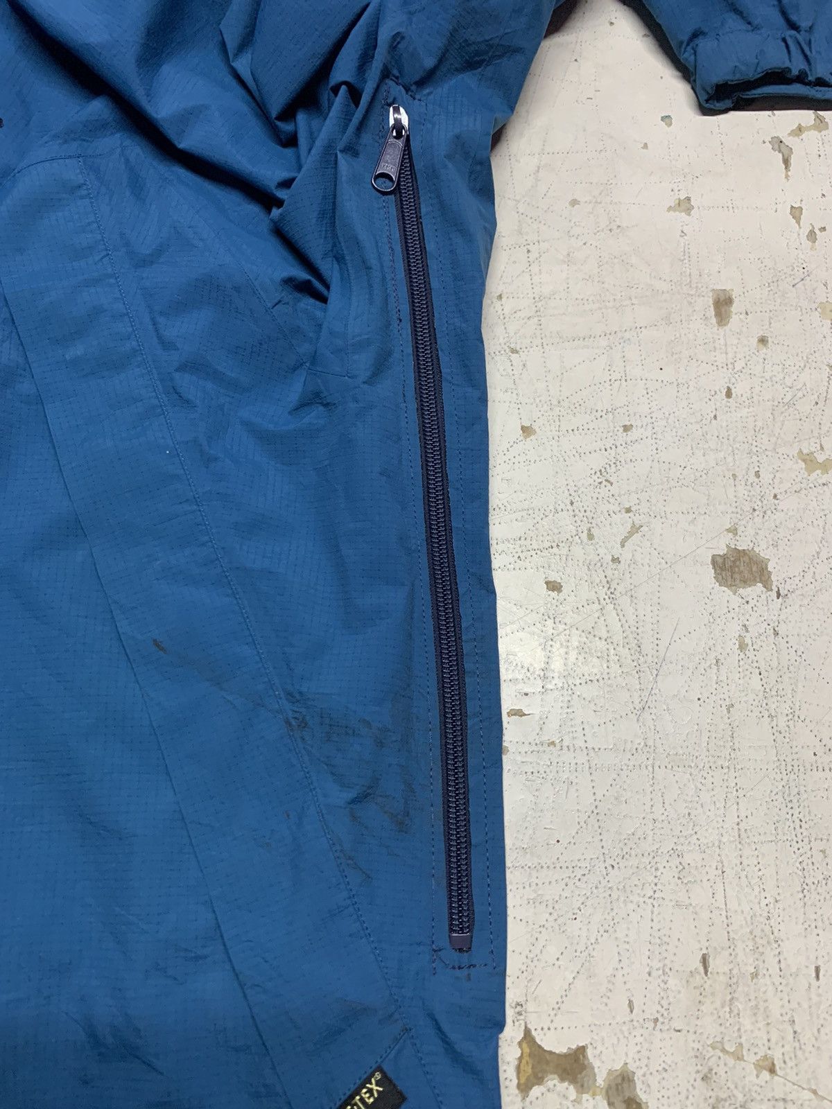 Tilak Jacket tilak storm blue goretex Size US L / EU 52-54 / 3 - 14 Thumbnail