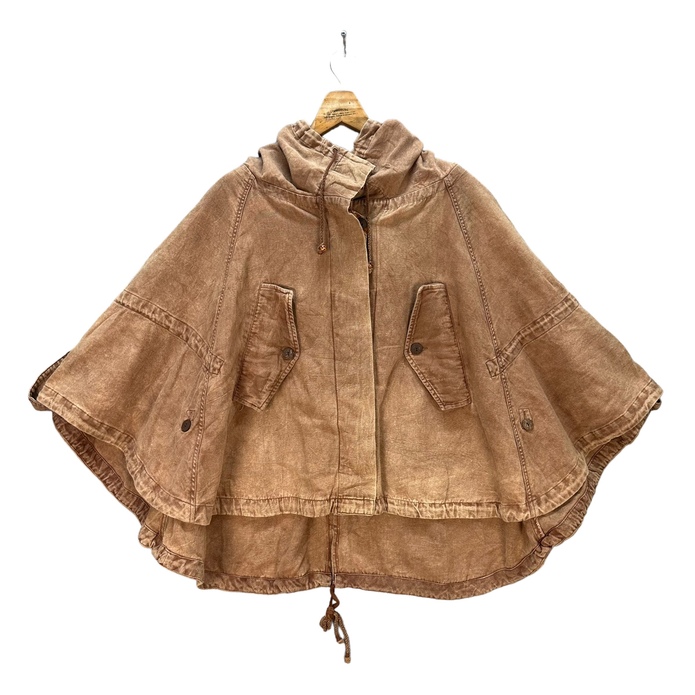 Japanese Brand EL RODEO BACK BIG LOGO PONCHO CAPE COAT #8609-017 Size S / US 4 / IT 40 - 4 Thumbnail