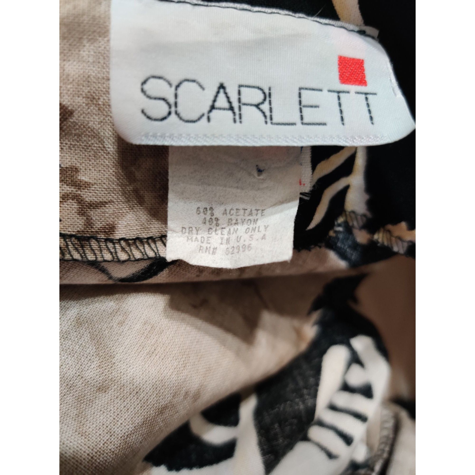 Vintage Vintage Scarlett USA XL ILGWU Abstract Tribal Print Draped J Size XL / US 12-14 / IT 48-50 - 8 Thumbnail