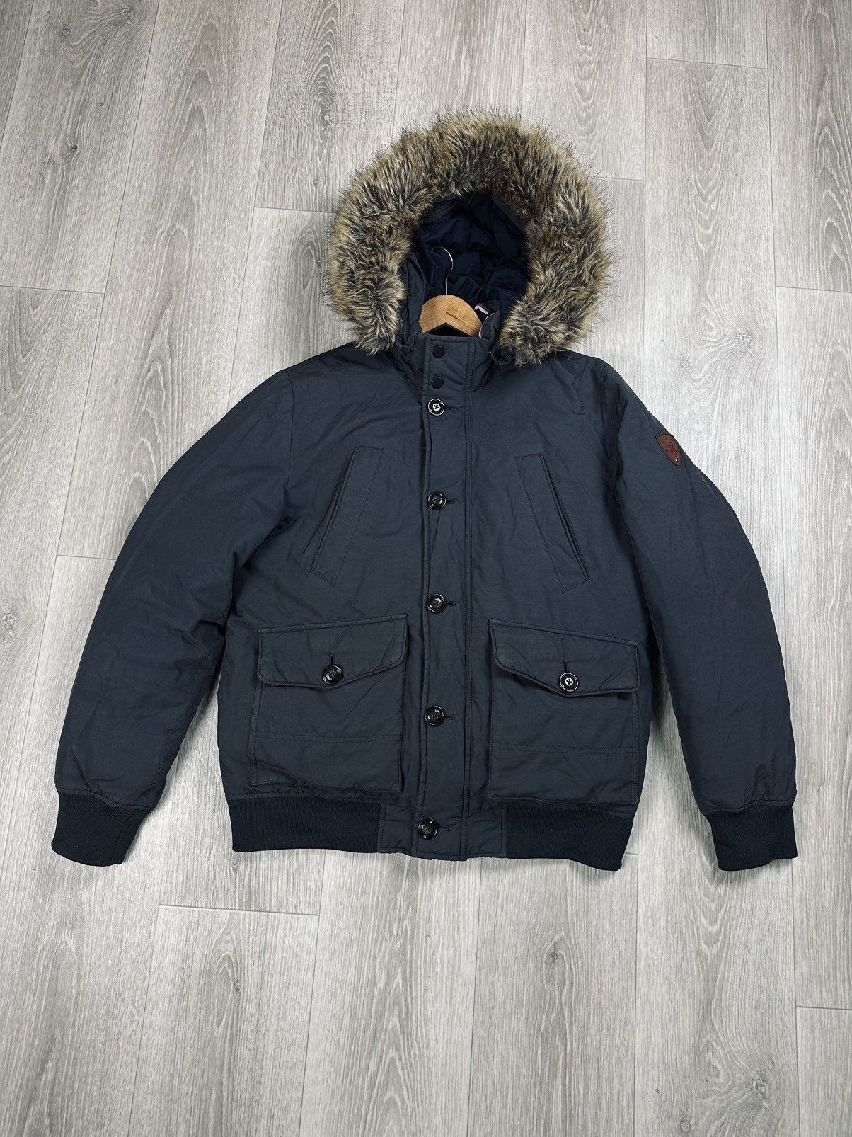 Tommy Hilfiger Vintage Tommy Hilfiger Puffer Jacket Down LGB Style Size US L / EU 52-54 / 3 - 3 Thumbnail