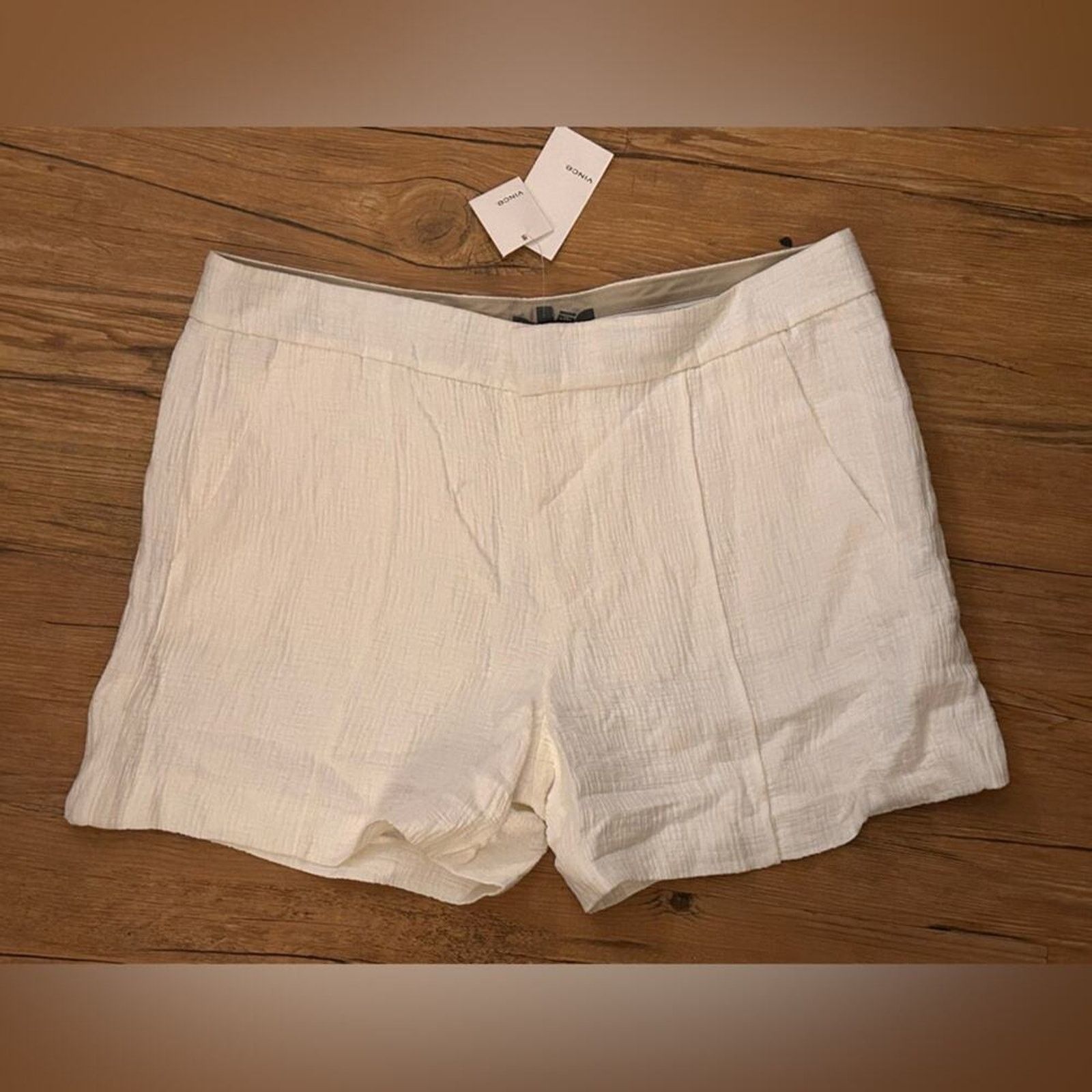 Vince NWT Vince Pintuck Jacquard Cotton Blend Shorts Sz8 MSRP $245 Size 30" / US 8 / IT 44 - 4 Thumbnail