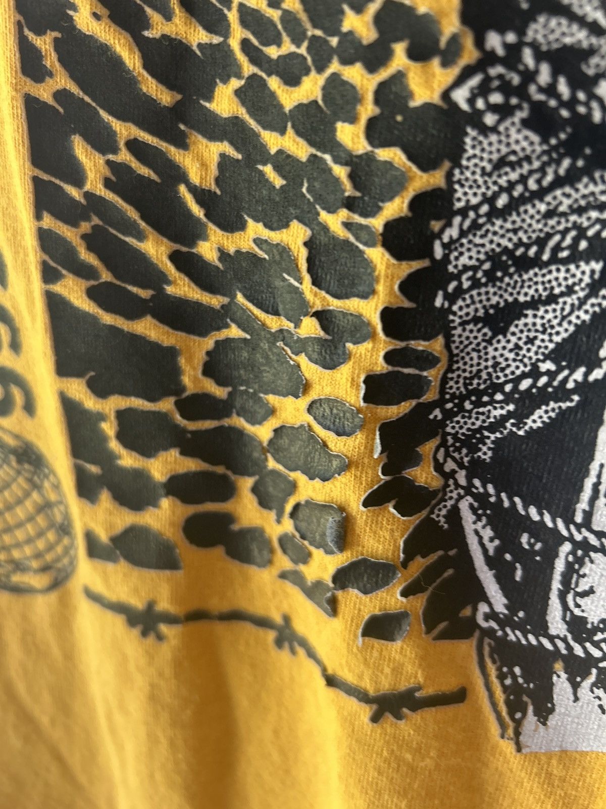Ghost Supply Ghost Supply - Yellow Crucifixion T Shirt (Large) Size US L / EU 52-54 / 3 - 2 Thumbnail