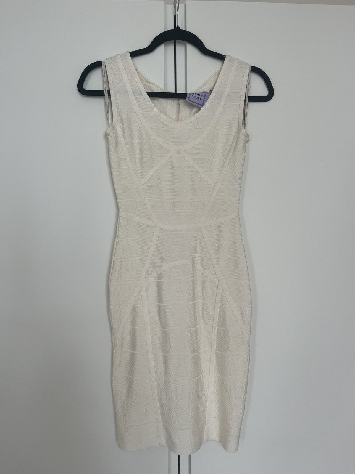 Herve Leger Hervé Leger offwhite bodycon elastic mini dress XS Size XS / US 0-2 / IT 36-38 - 3 Thumbnail