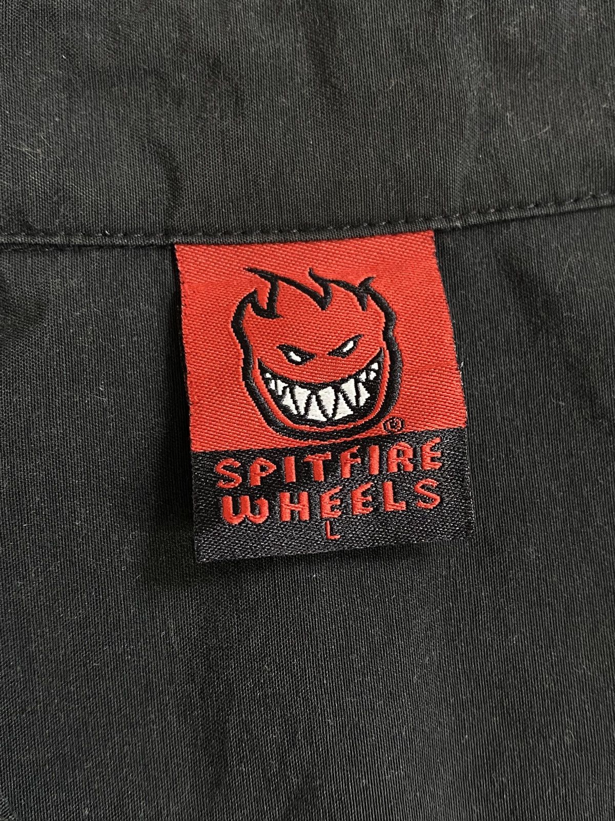 Spitfire Vintage Spitfire skateboard button shirt Size US L / EU 52-54 / 3 - 6 Thumbnail