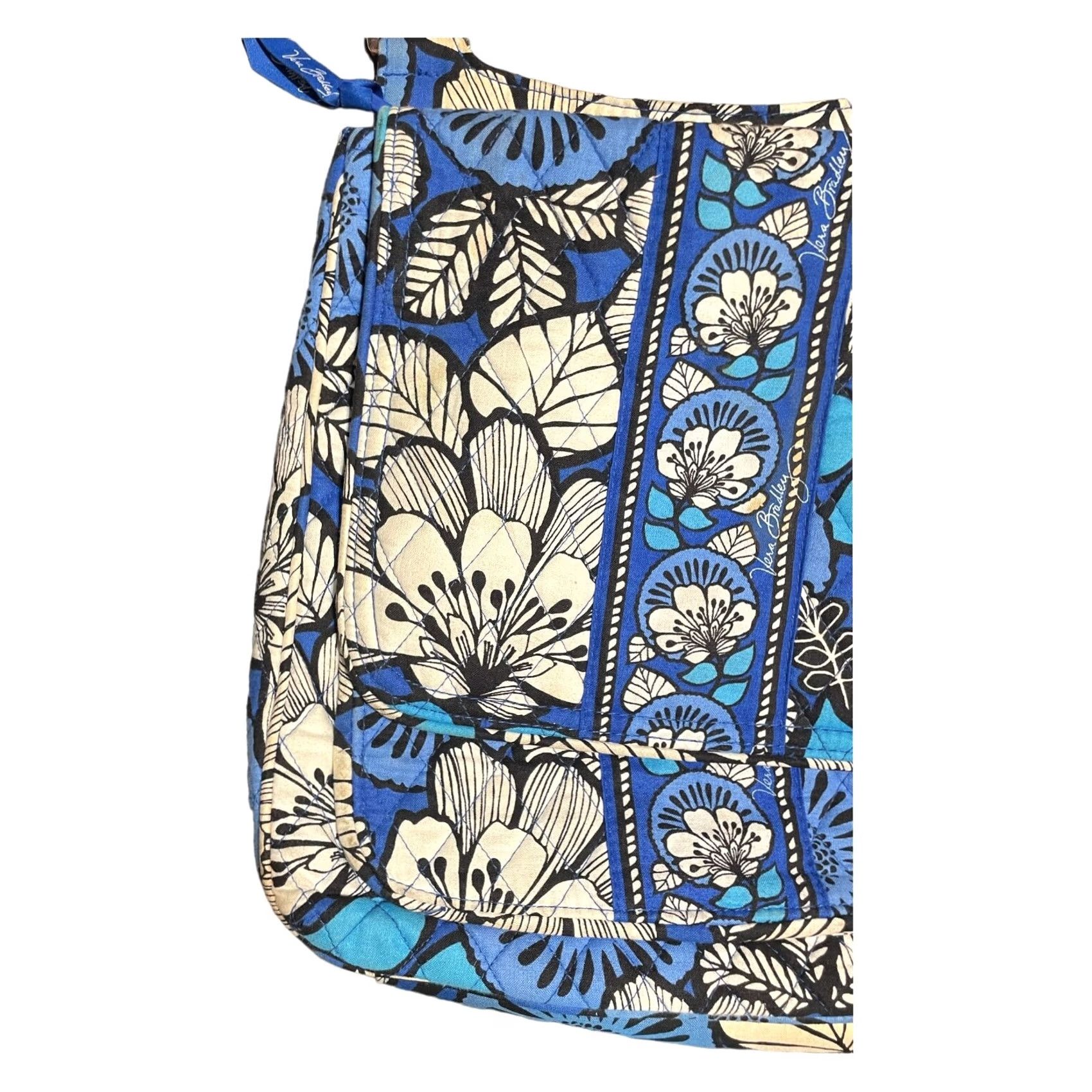 Vera Bradley Vera Bradley Bayou Crossbody Purse Blue Bayou Adjustable Strap Womens Medium Crossbody Bag Tote Size ONE SIZE - 3 Thumbnail