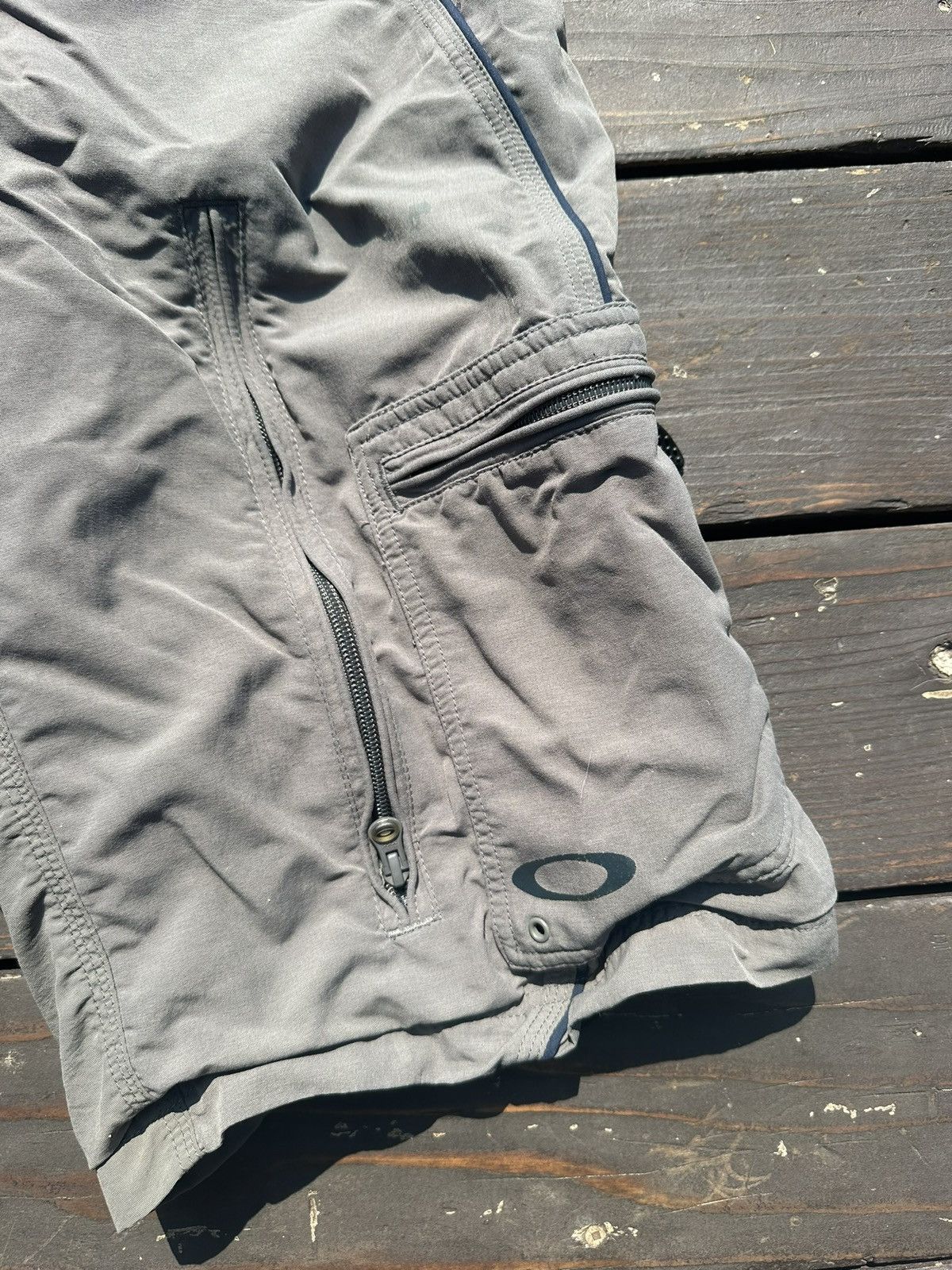 Oakley rare oakley shorts Size US 34 / EU 50 - 2 Thumbnail