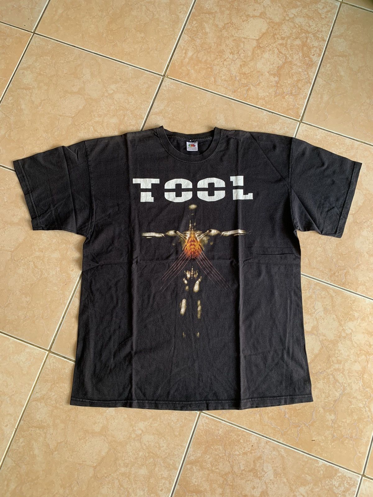 Band Tees Vintage 00s Tool “Salival” T-Shirt Size US XL / EU 56 / 4 - 1 Thumbnail