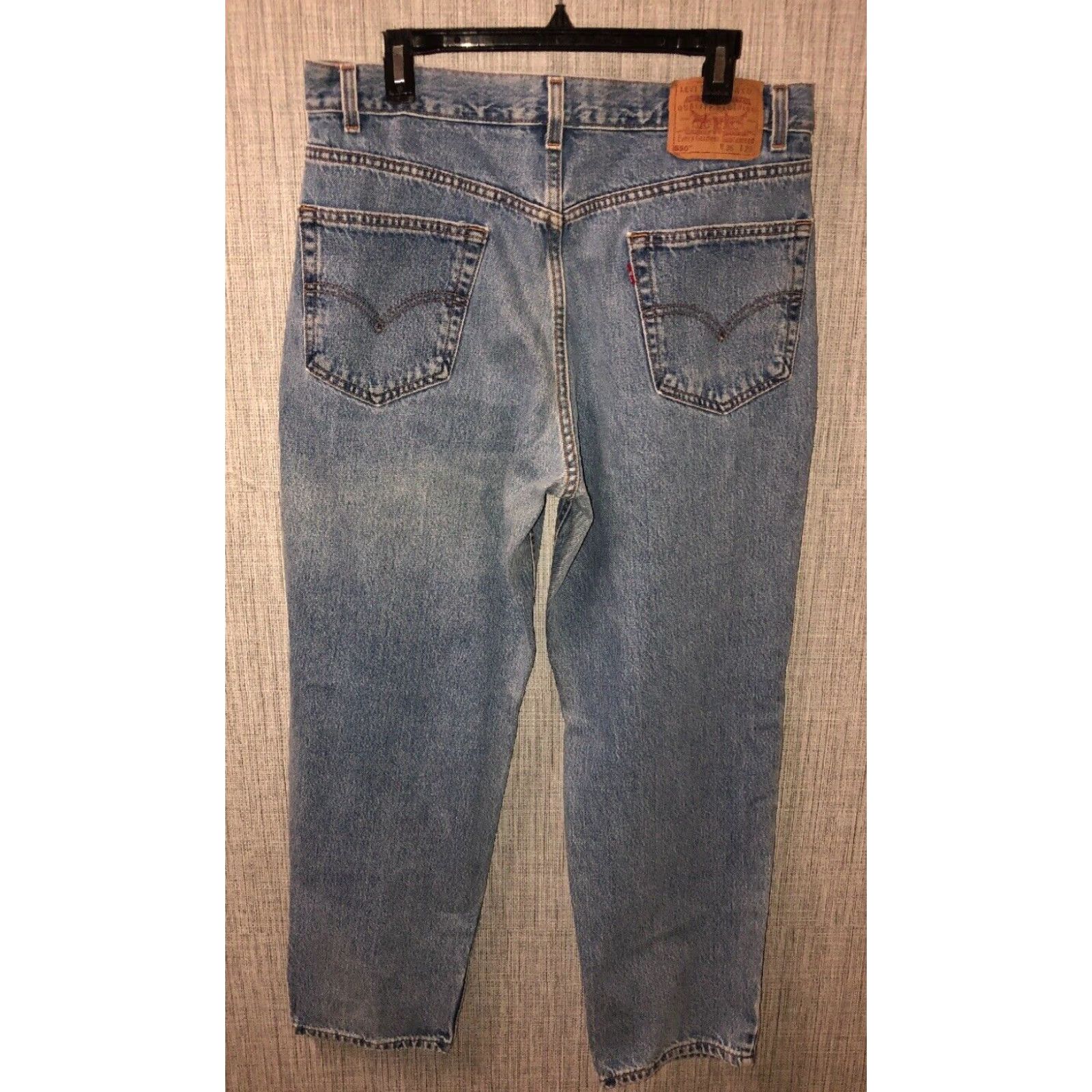 Levi's VINTAGE Levi’s 550 Jeans Mens Blue Denim Relaxed Fit Size 36 Inseam 29 Regular Bottoms Men Blue 550 Relaxed Jeans Mens Size US 36 / EU 52 - 4 Thumbnail