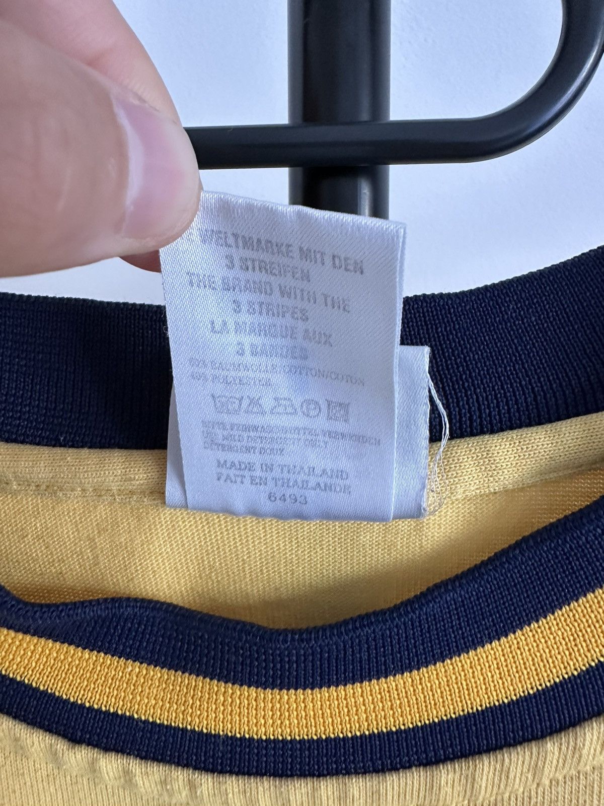Adidas 90’s Adidas Basketball Vintage crewneck sweatshirt yellow Size US XL / EU 56 / 4 - 8 Thumbnail