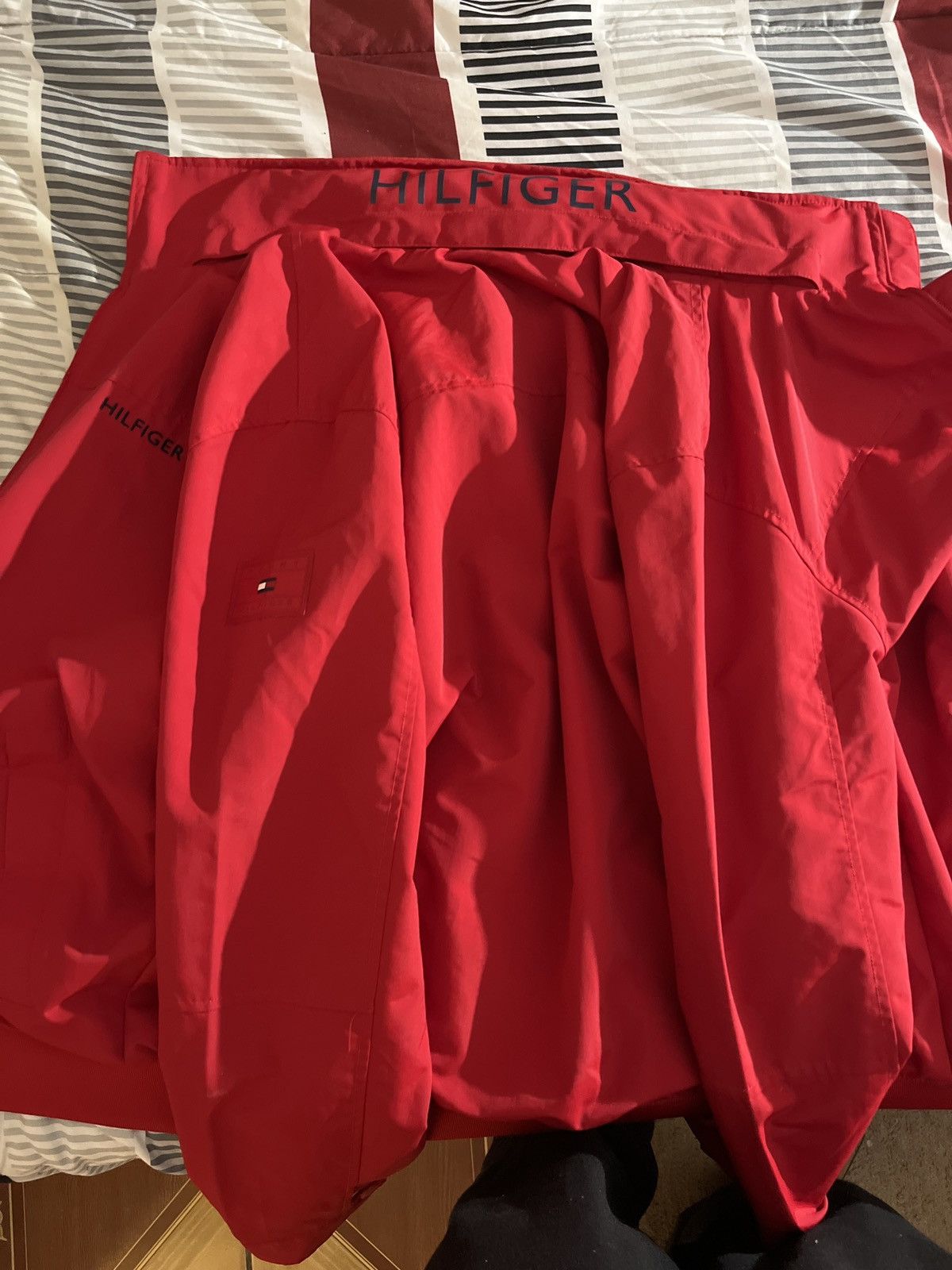 Tommy Hilfiger Water Resistant Regatta Jacket W/Hood Size US L / EU 52-54 / 3 - 1 Thumbnail