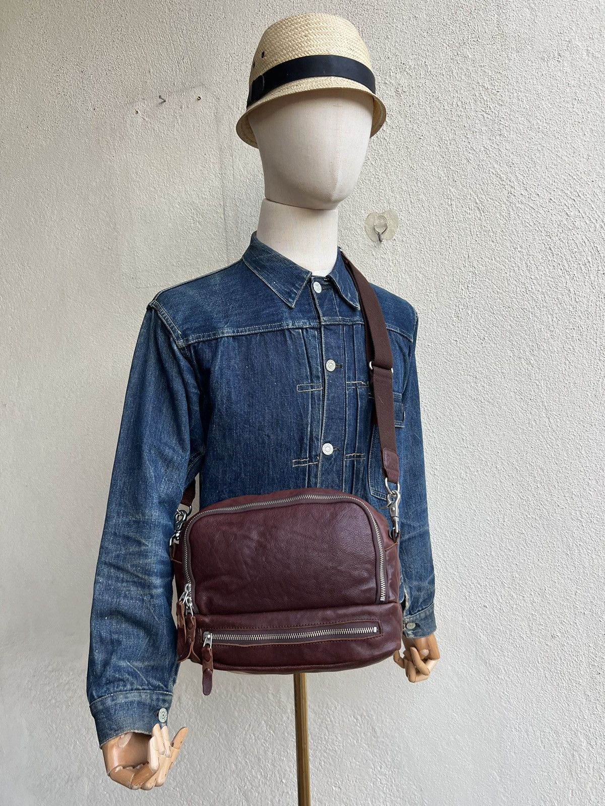 Japanese Brand Vintage Butler Verner Sails Patina Leather Bag 2 Compartment Size ONE SIZE - 1 Thumbnail