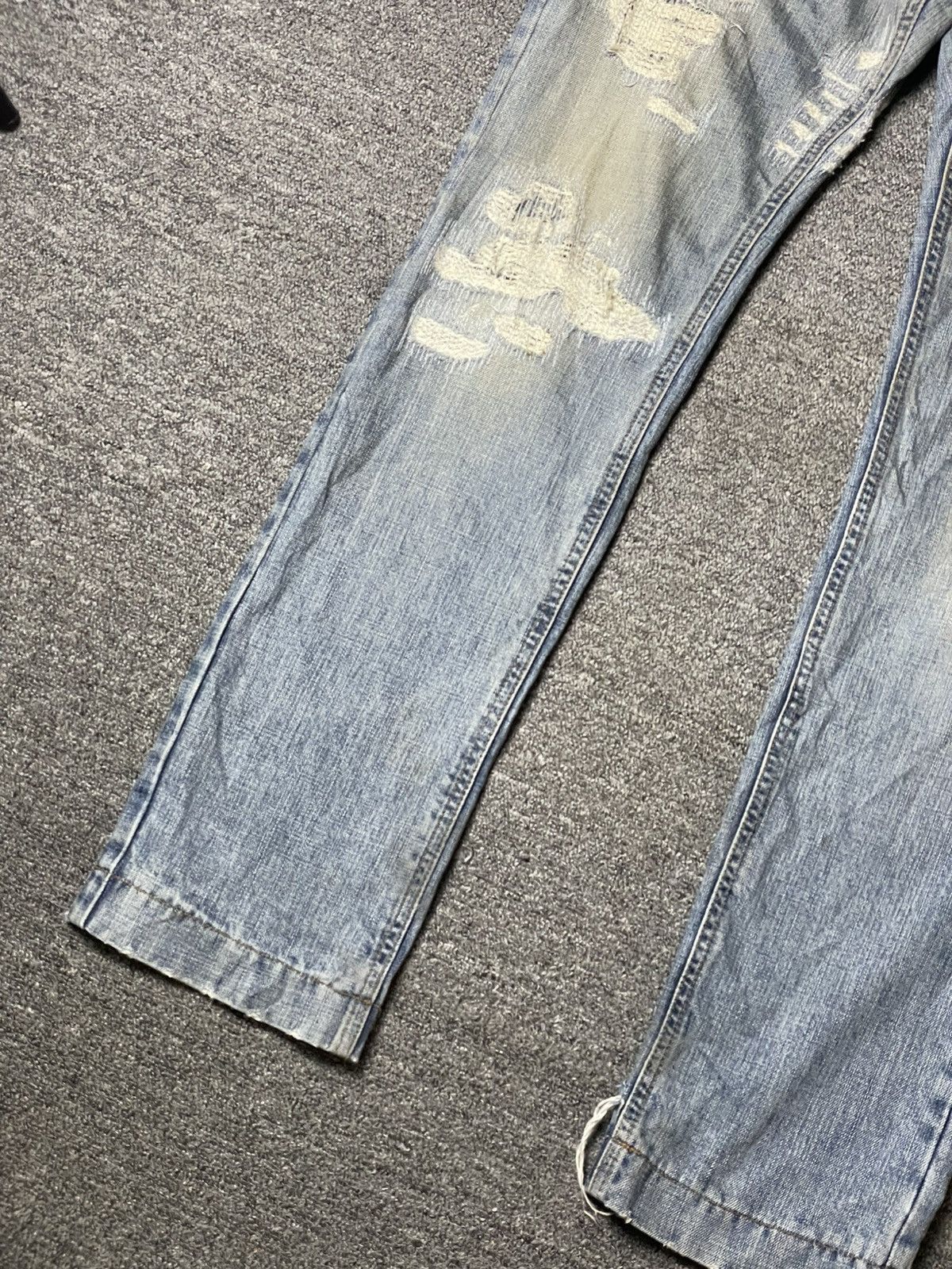 Dolce & Gabbana Dolce & Gabbana Distressed Denim Jeans (93) Size US 34 / EU 50 - 2 Thumbnail