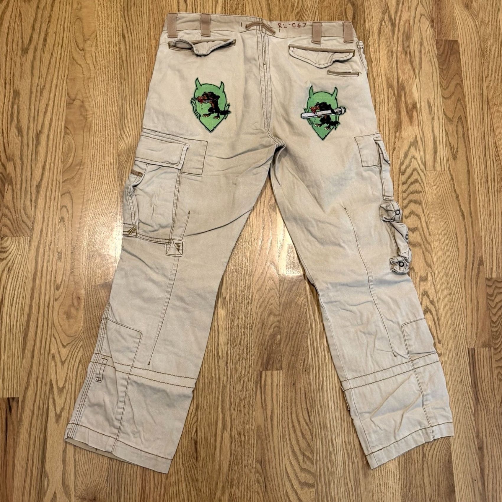 Polo Ralph Lauren VINTAGE Polo Ralph Lauren Military Cargo Pants Mens 34x30 34x29 Beige Cotton Trousers Patches Logo Front Zip Button Cargo Pants Shoes? Size US S / EU 44-46 / 1 - 2 Thumbnail