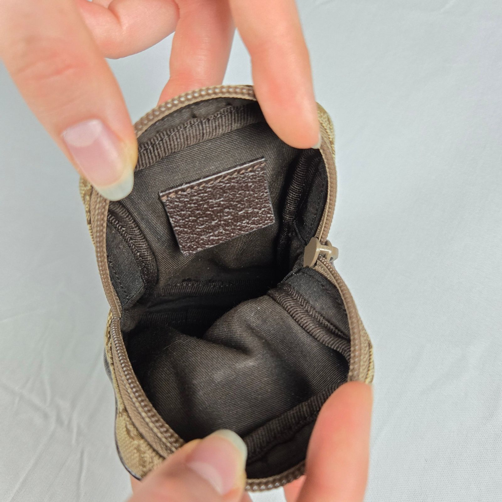 Gucci Gucci Monogram Mini Zip Canvas Pouch Size ONE SIZE - 12 Thumbnail