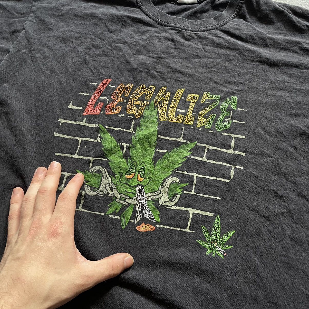 Other VINTAGE HUMOR TEE LEGALIZE WEED SHIRT DRUGS SMOKE SUN FADED Size US M / EU 48-50 / 2 - 5 Thumbnail