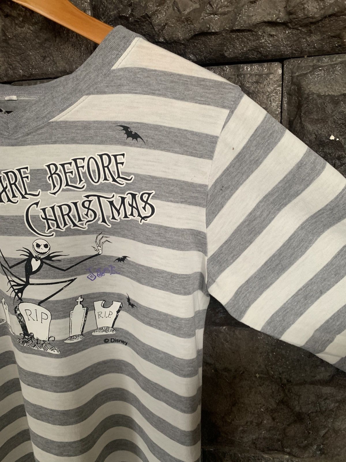 Monies Vintage Nightmare Before Christmas Horror Gothic Movie Tees Size US M / EU 48-50 / 2 - 6 Thumbnail