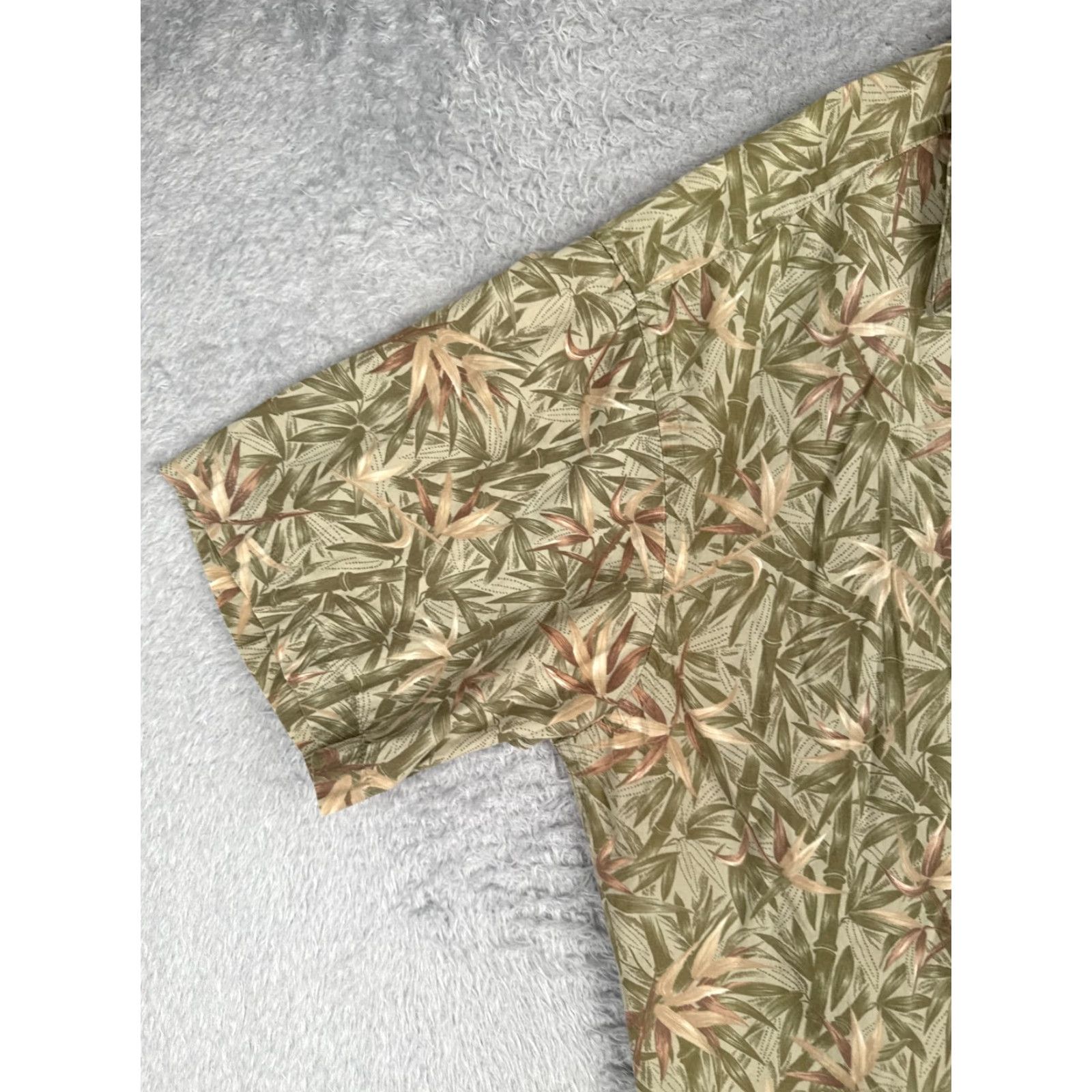 Pierre Cardin Pierre Cardin Shirt Men XL Green Floral Leaf 100% Cotton Hawaiian Resort Vacation Aloha Short Sleeve Button-Up Size US XL / EU 56 / 4 - 3 Thumbnail