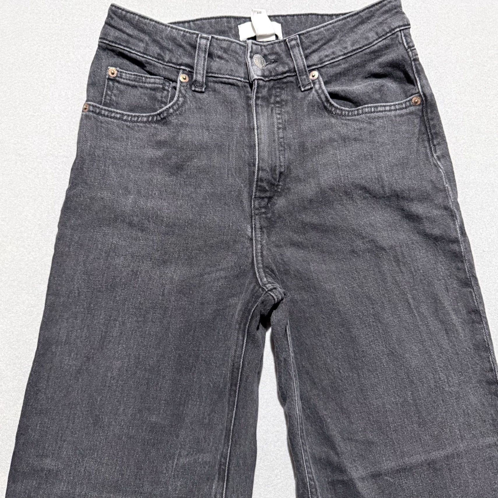 H&M H&M Jeans Women Black Denim High Rise Flared Classic Zip Fly 4 Size 27" / US 4 / IT 40 - 3 Thumbnail