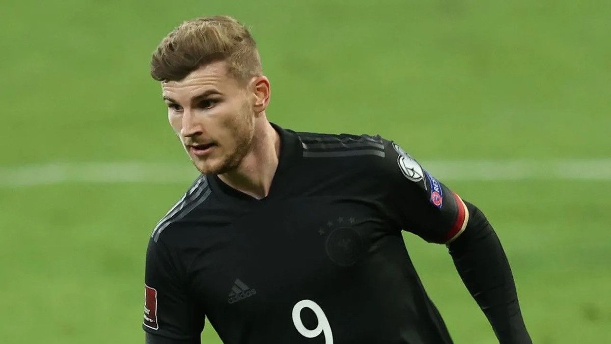 Adidas Timo Werner Adidas 2020-21 Germany Away Shirt Size US S / EU 44-46 / 1 - 9 Thumbnail