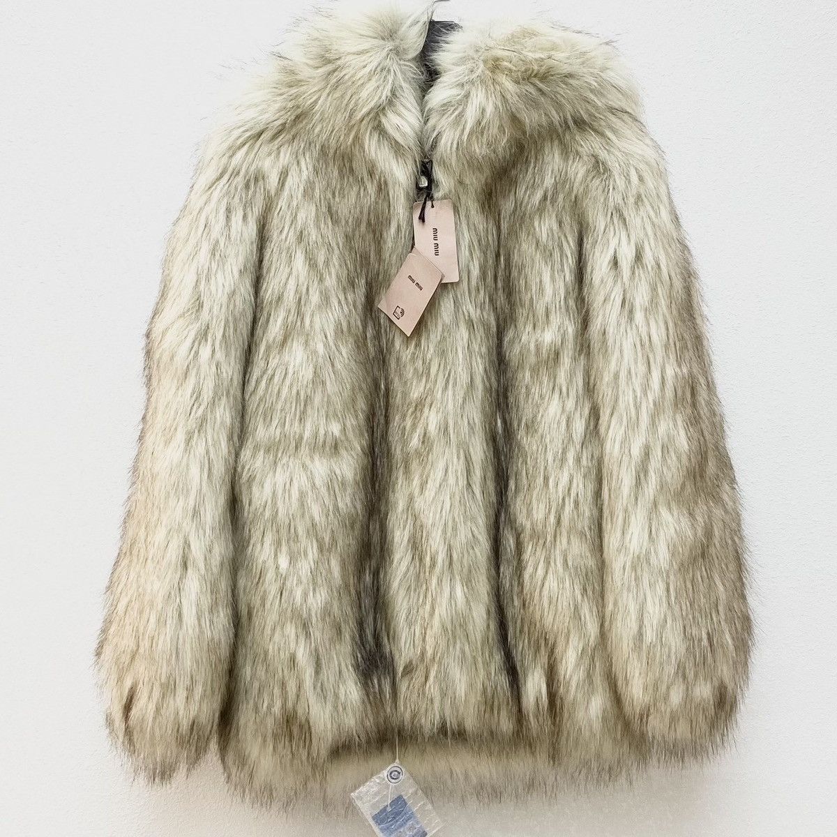 Miu Miu Miu Miu Beige Fur Oversized Aspen Jacket Size XS / US 0-2 / IT 36-38 - 1 Thumbnail