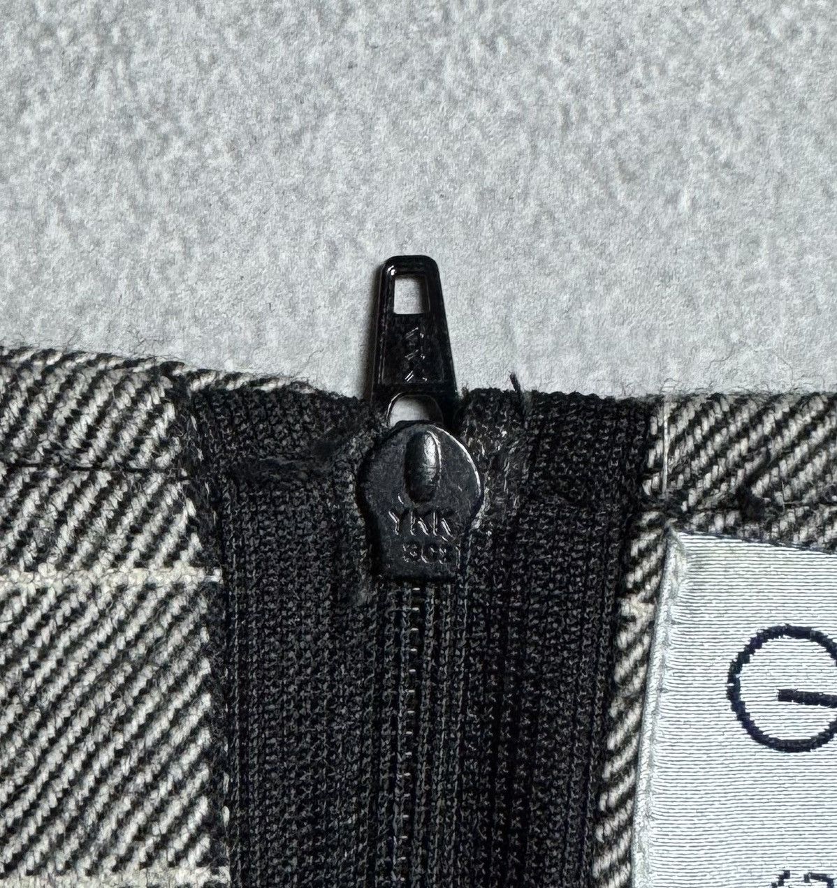 Givenchy GIVENCHY EN PLUS Vintage 90s Wool Cape Coat size 42 Size M / US 6-8 / IT 42-44 - 10 Thumbnail