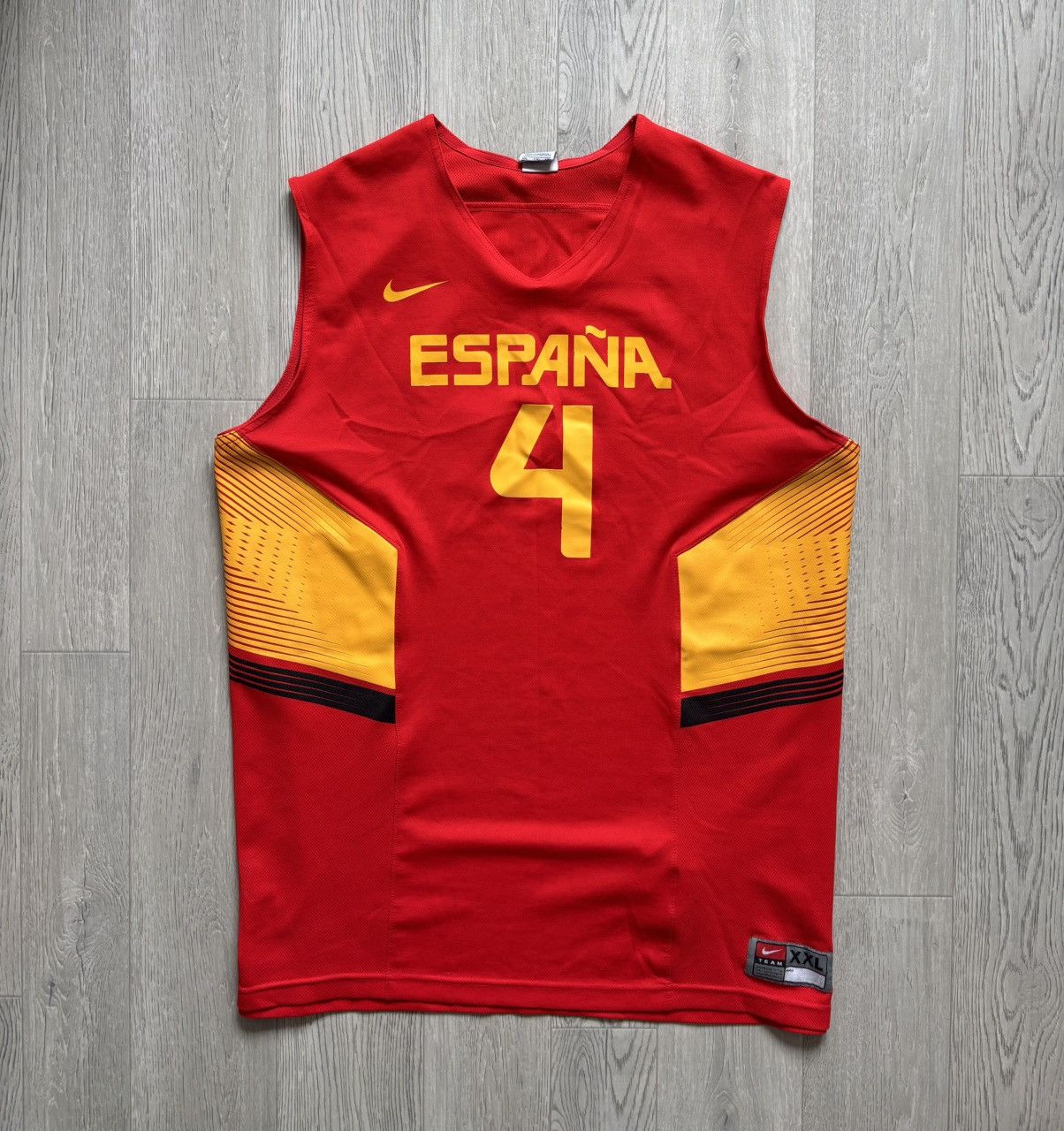 Nike × Vintage Pau Gasol Nike Spain Espana Basketball Jersey T Shirt Size US XXL / EU 58 / 5 - 1 Thumbnail