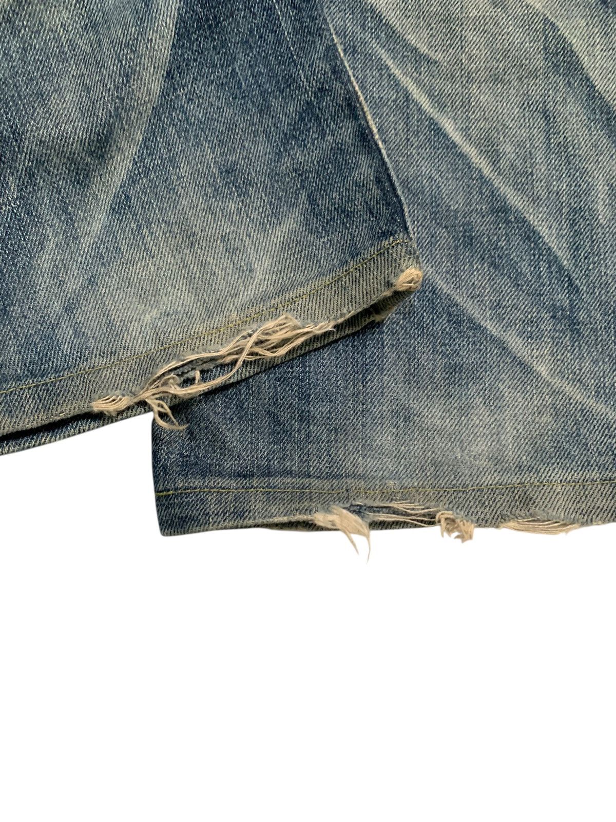 Tornado Mart JAPANESE LOLITA FADED & RUSTY PUNK DISTRESSED DENIM Size US 33 - 17 Thumbnail