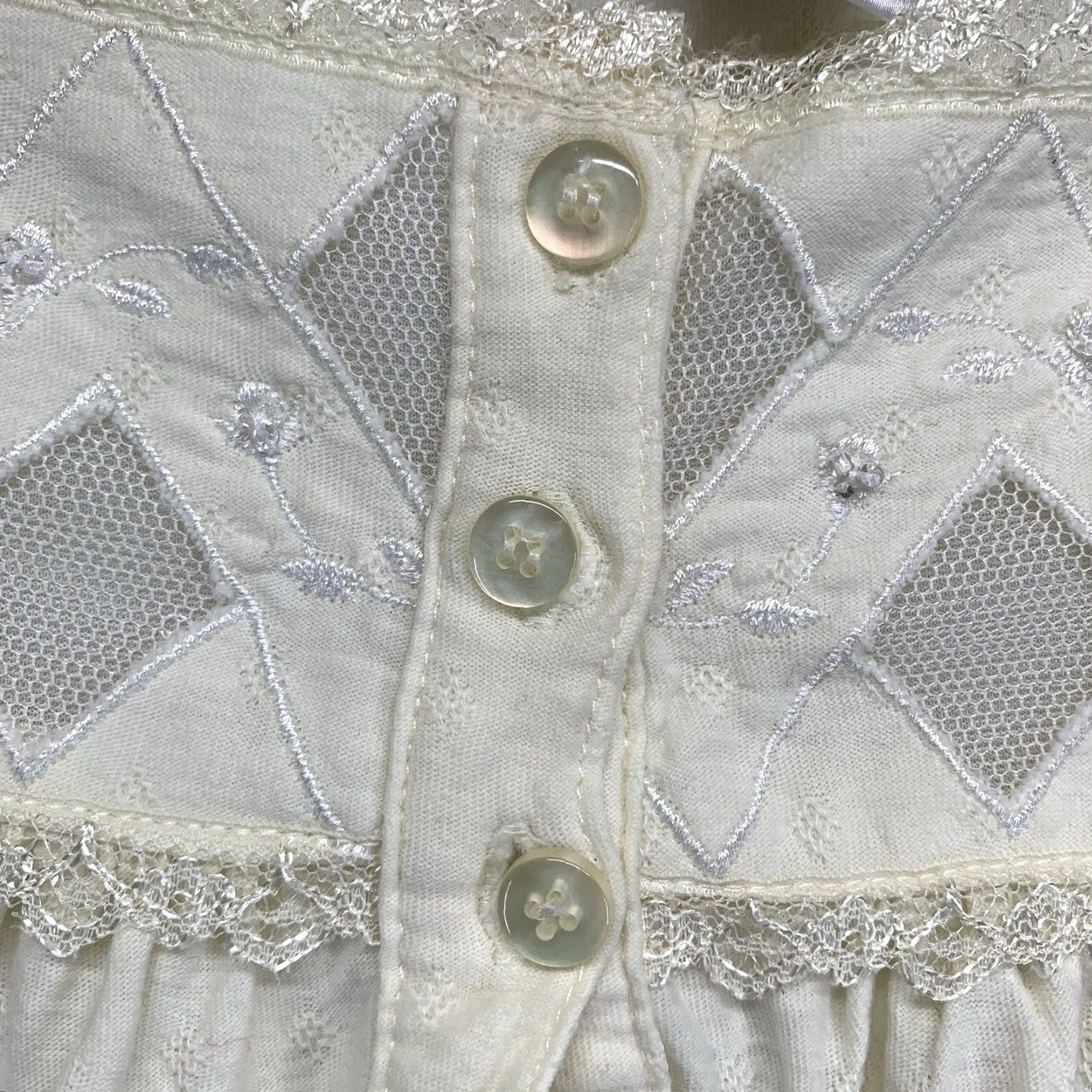 Ariat VINTAGE Aria Women’s Sleep Dress Medium 100% Cotton Light Yellow Embroidered Lace Short Sleeve Boat Neck 90s Cottage Size M / US 6-8 / IT 42-44 - 5 Thumbnail