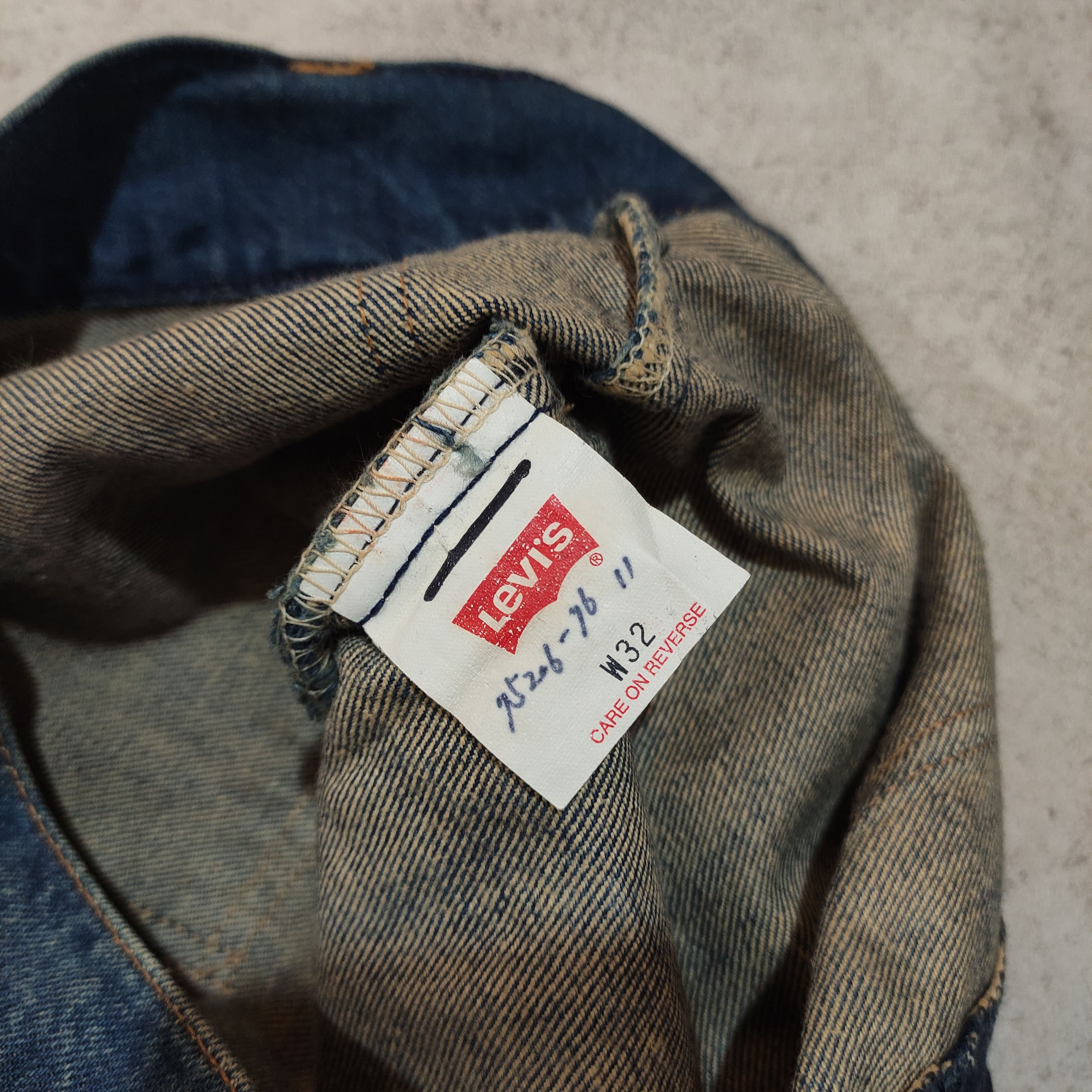 Undercover Rare!! Vintage Levi’s Orange Tab Big E 2000s Size US 31 - 14 Thumbnail