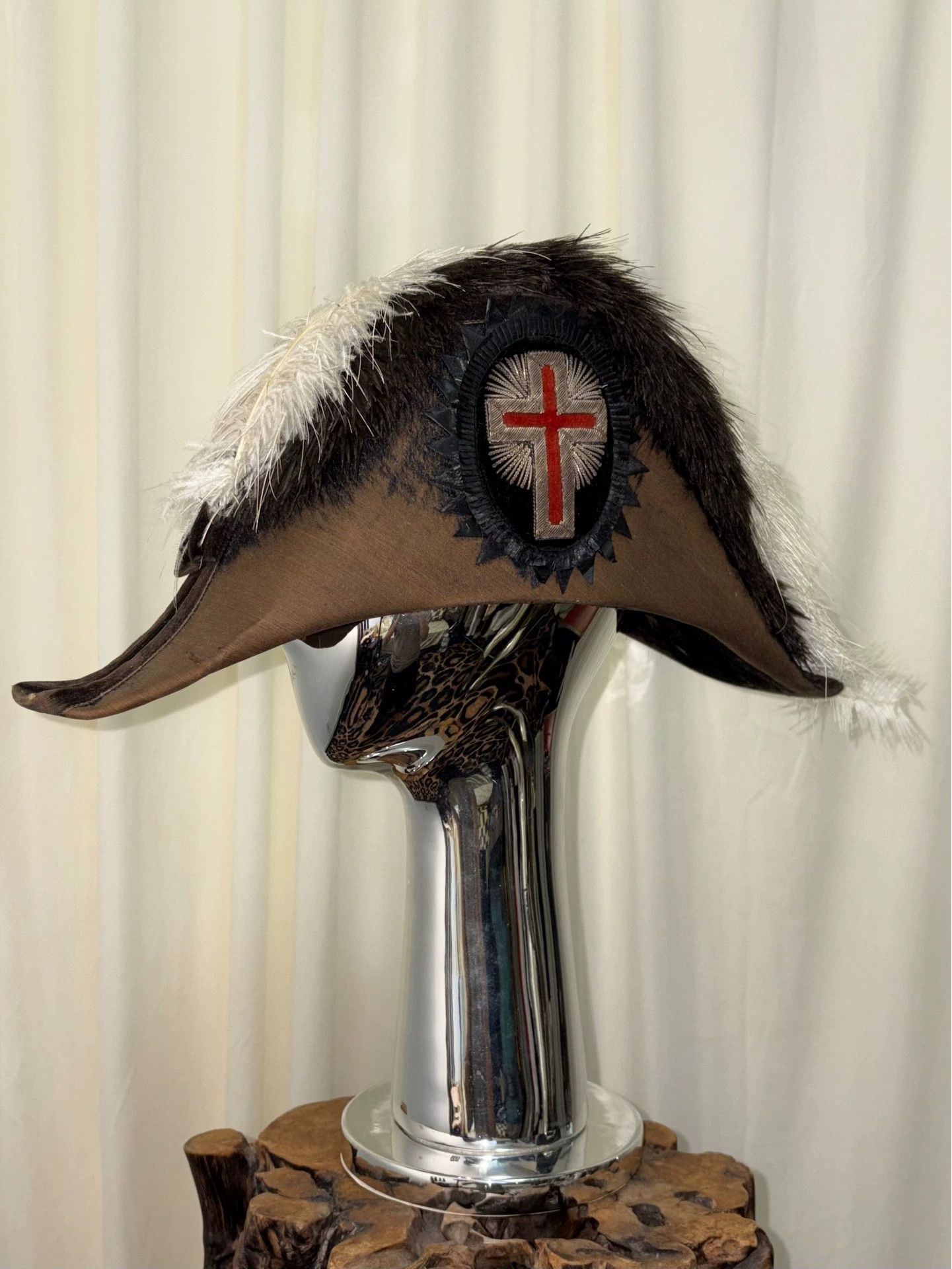 Other Vintage European Feather Velvet Cross Ceremonial Hat Size ONE SIZE - 2 Thumbnail