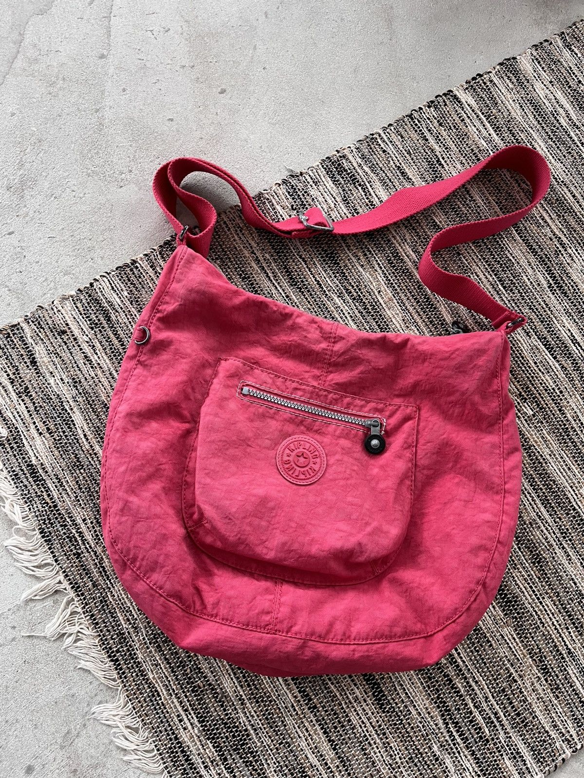 Japanese Brand Vintage Kipling Pink Shoulder Bag Y2K Avantgarde messenger Size ONE SIZE - 2 Thumbnail