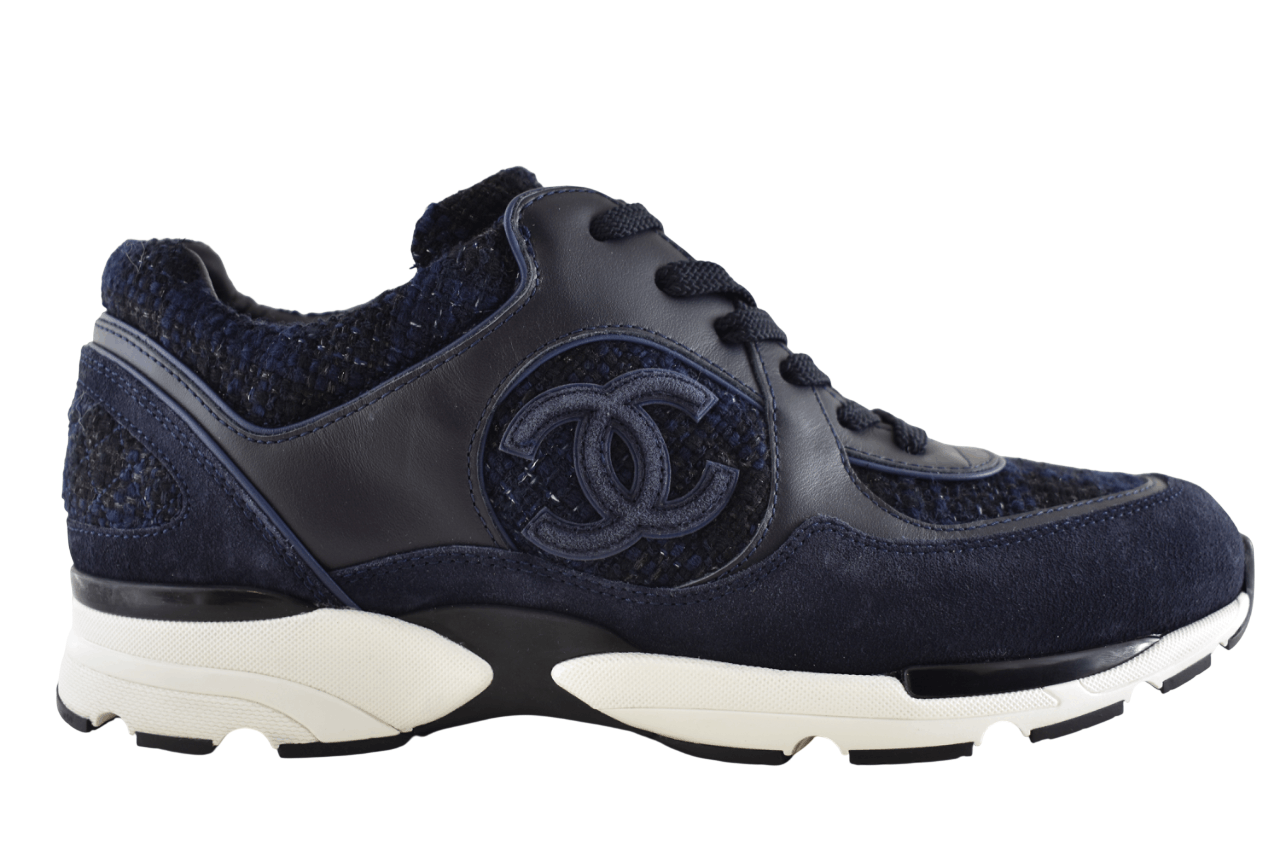 Chanel Chanel 24A Black Tweed Suede CC Logo Flat Trainer Sneaker 42 Size US 12 / IT 42 - 1 Thumbnail