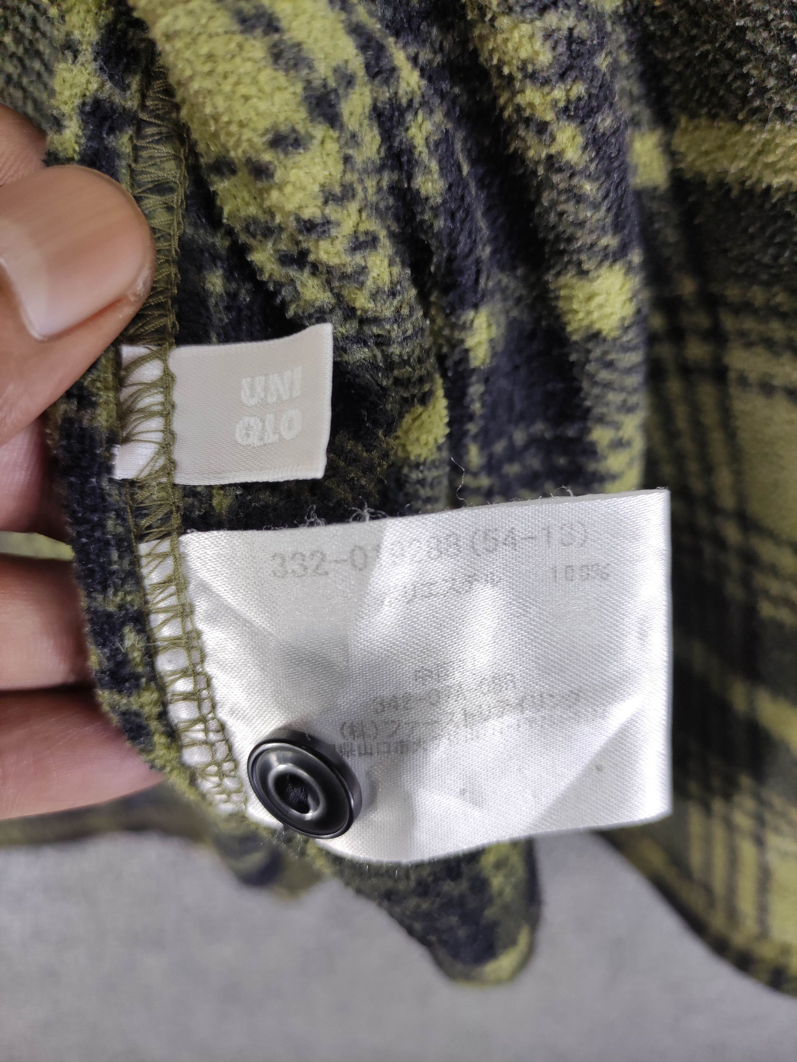 Uniqlo Vintage Uniqlo Flannel Fleece Button Up Long Sleeve Size US M / EU 48-50 / 2 - 4 Thumbnail
