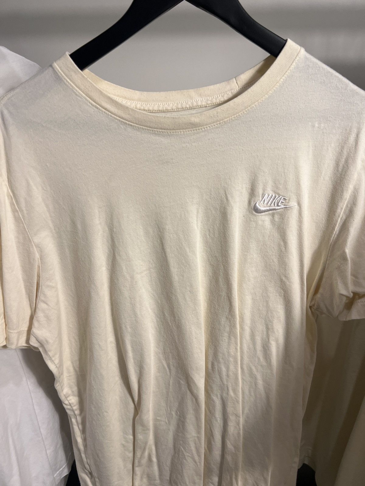 Nike THE NIKE TEE YELLOW Size US L / EU 52-54 / 3 - 3 Thumbnail