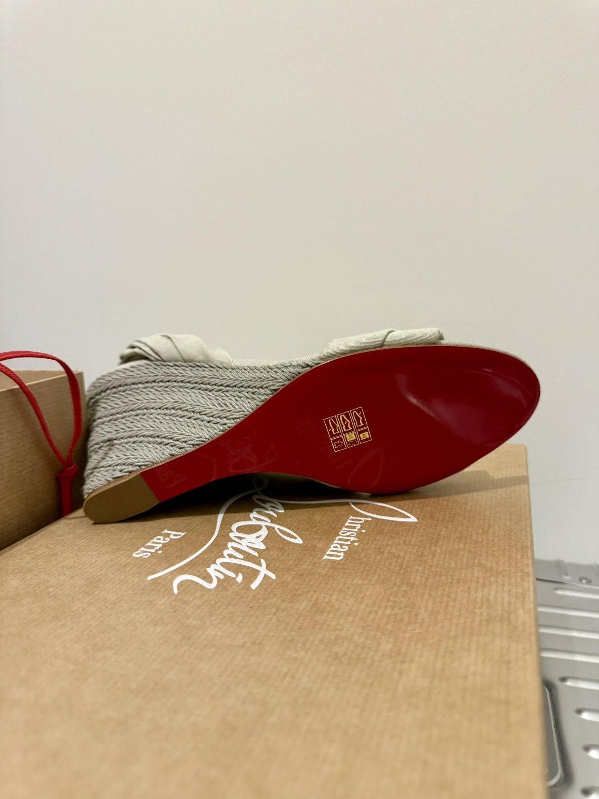 Christian Louboutin New Christian Louboutin wedge heel sandal 40 Size US 10 / IT 40 - 6 Thumbnail