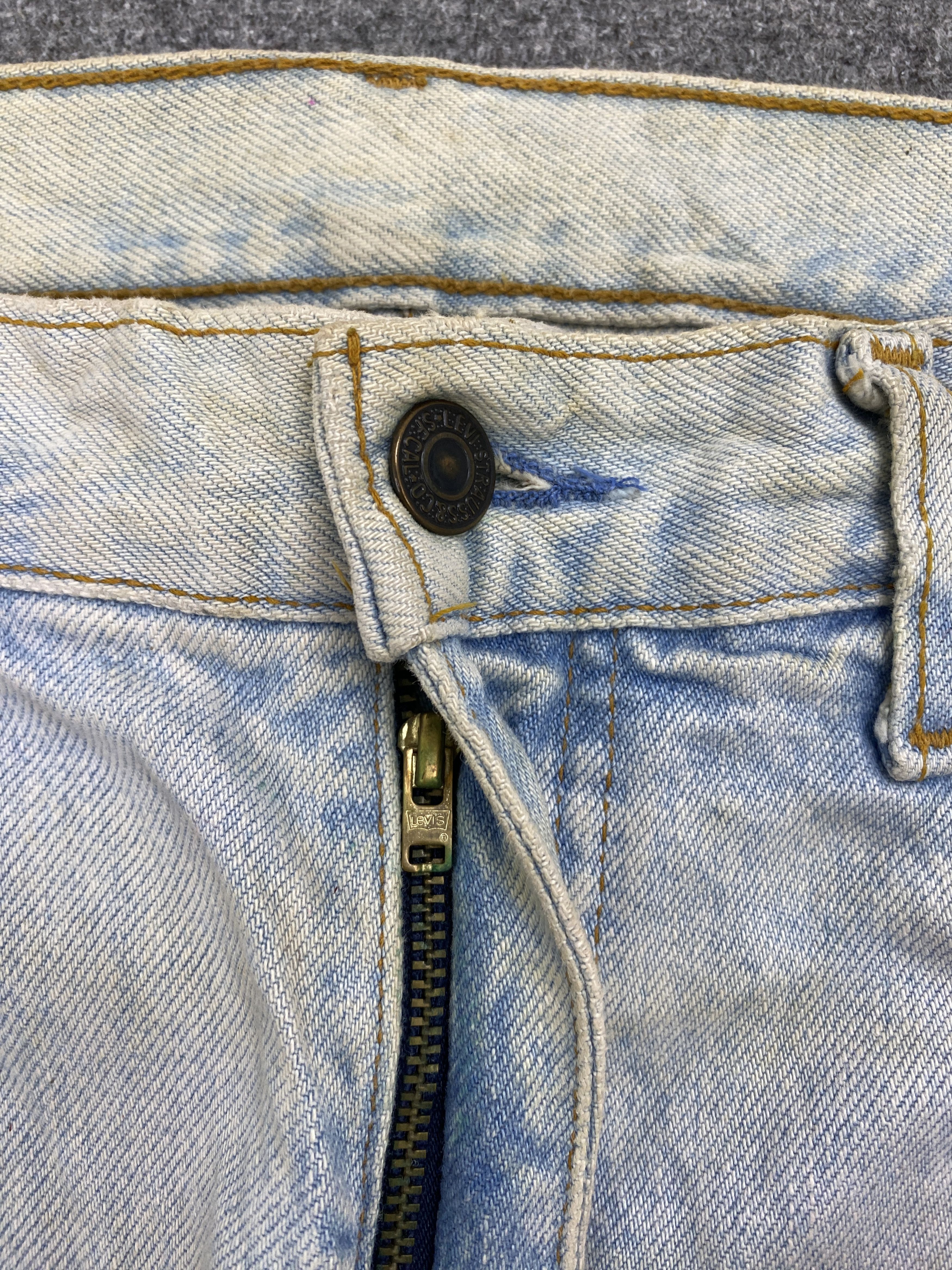 Levi's Vintage 90s Levis 615 Orange Tab Light Wash Jeans S0031 Size US 33 - 15 Thumbnail