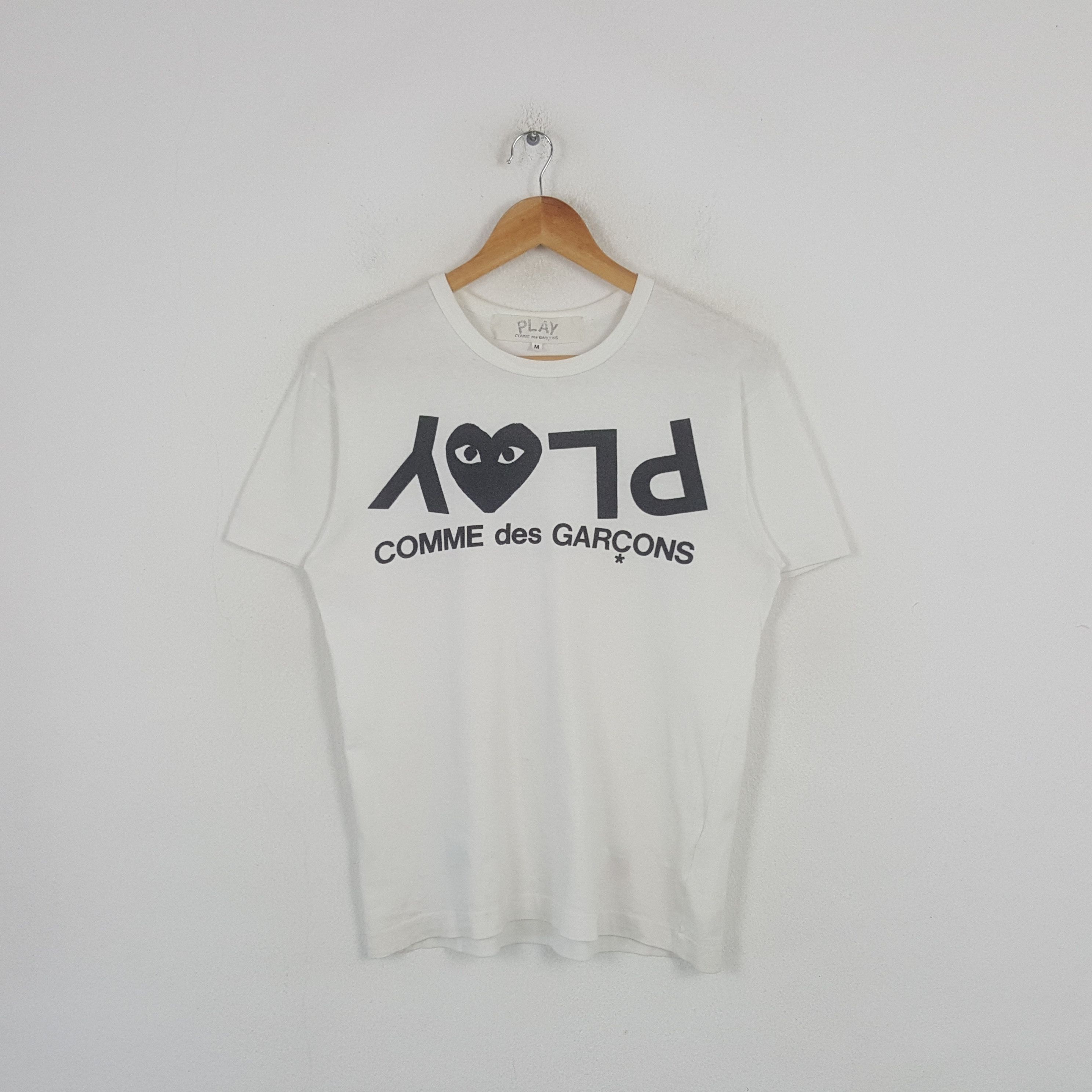 Comme des Garcons PLAY Vintage Play Comme des Garcons Japanese Designer Tshirt RR18 Size US M / EU 48-50 / 2 - 1 Thumbnail