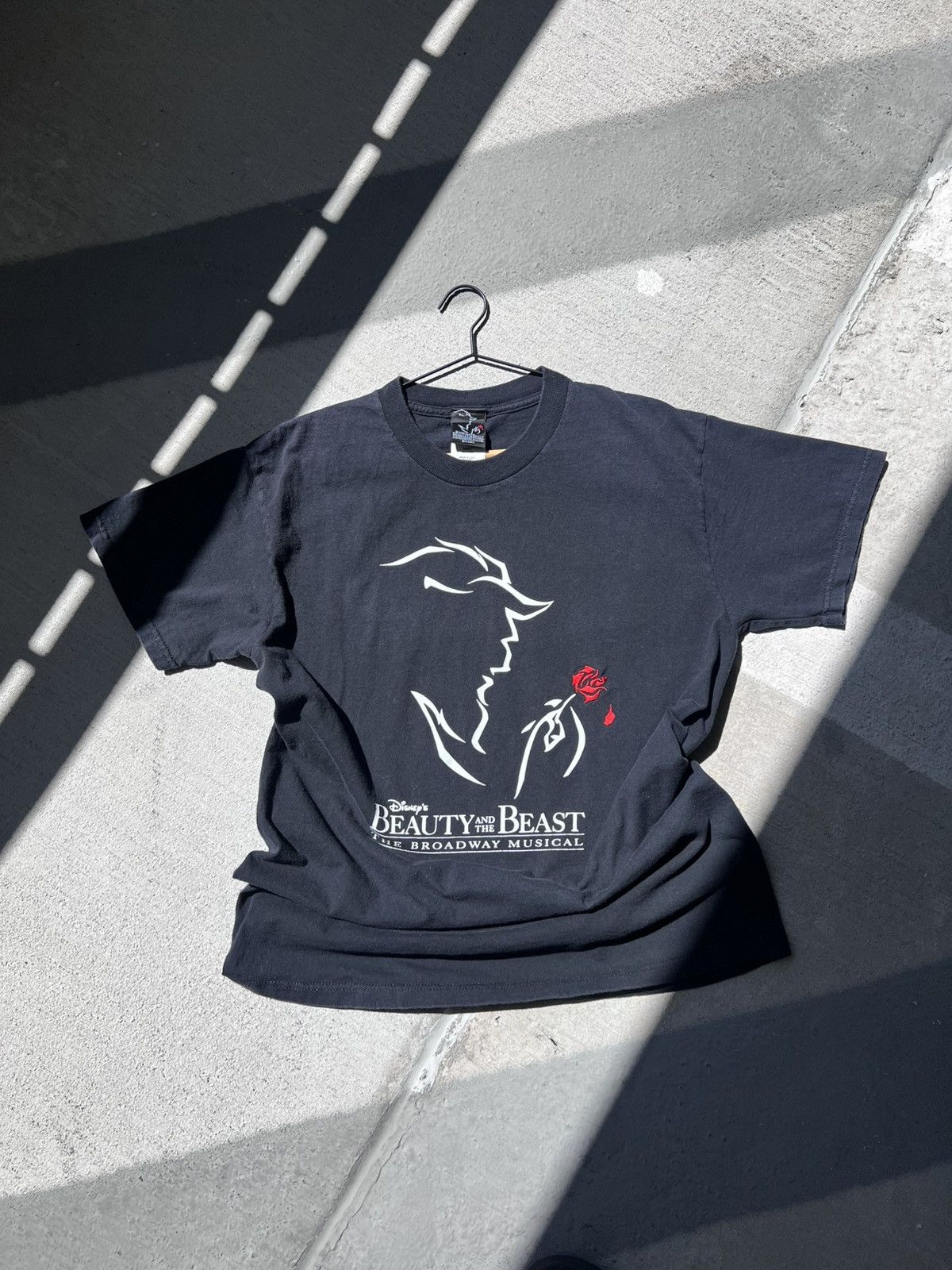 Disney 🌹 VTG Disney Beauty and the Beast Broadway Musical Tee Size US M / EU 48-50 / 2 - 1 Thumbnail