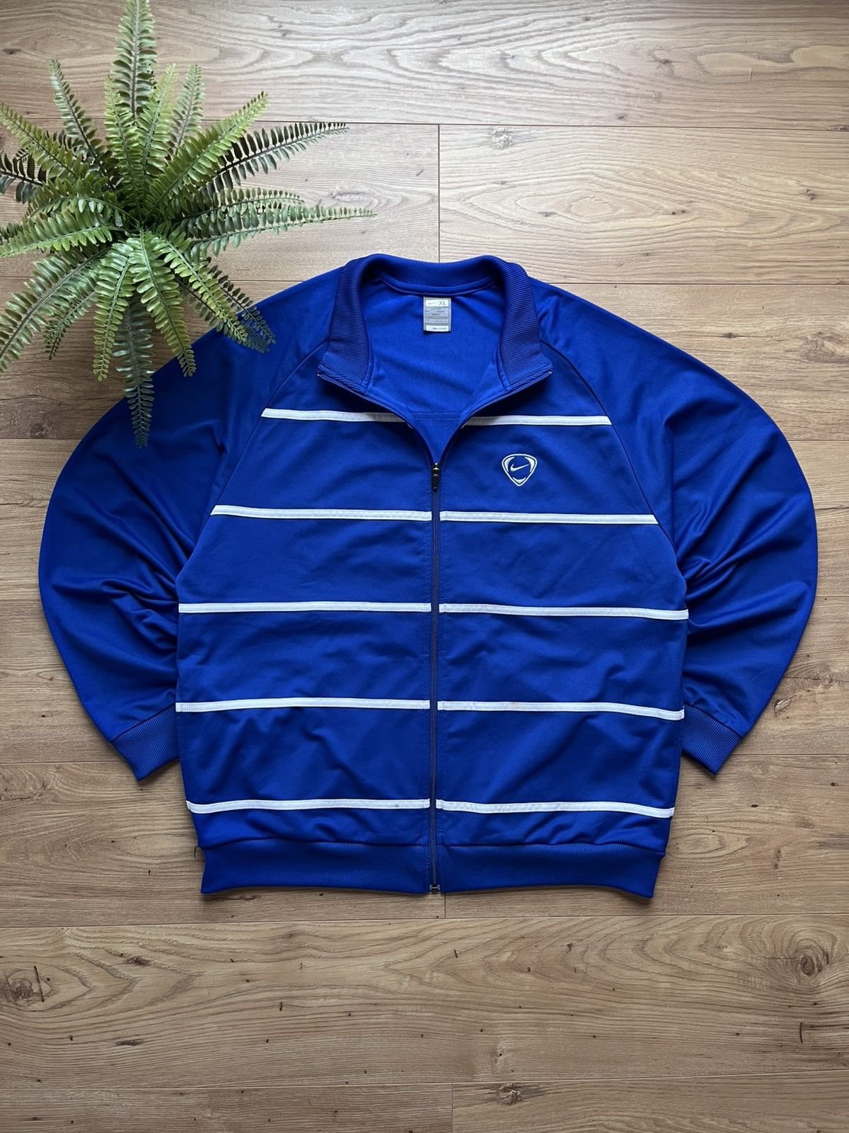 Nike 90’s NIKE TEAM RETRO Y2K SWOOSH LOGO STRIPED TRACK JACKET Size US XL / EU 56 / 4 - 1 Thumbnail
