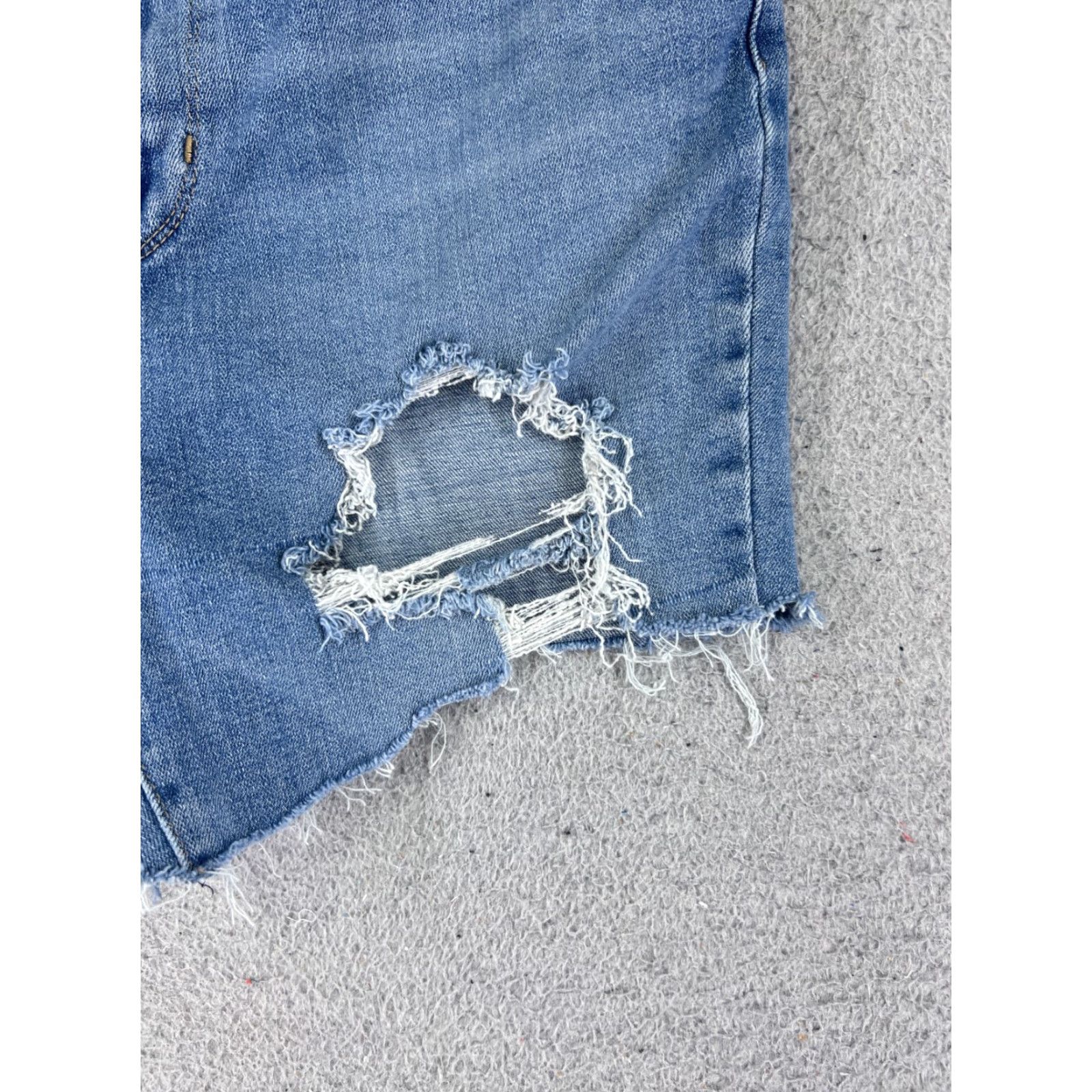 Levi's Levis Womens Short Denim 29 Blue 5-Pocket Distressed Cut-Off High Rise 721 Jeans Mid Rise Size 29" - 2 Thumbnail