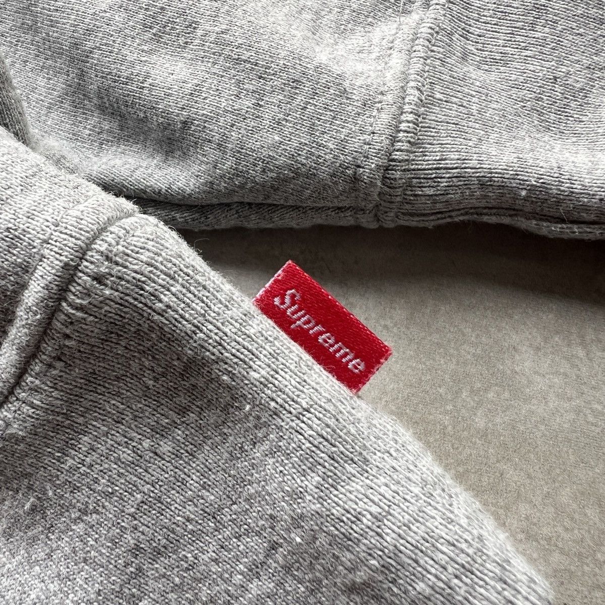 Burberry × Supreme Supreme x Burberry Box Logo Size US L / EU 52-54 / 3 - 4 Thumbnail