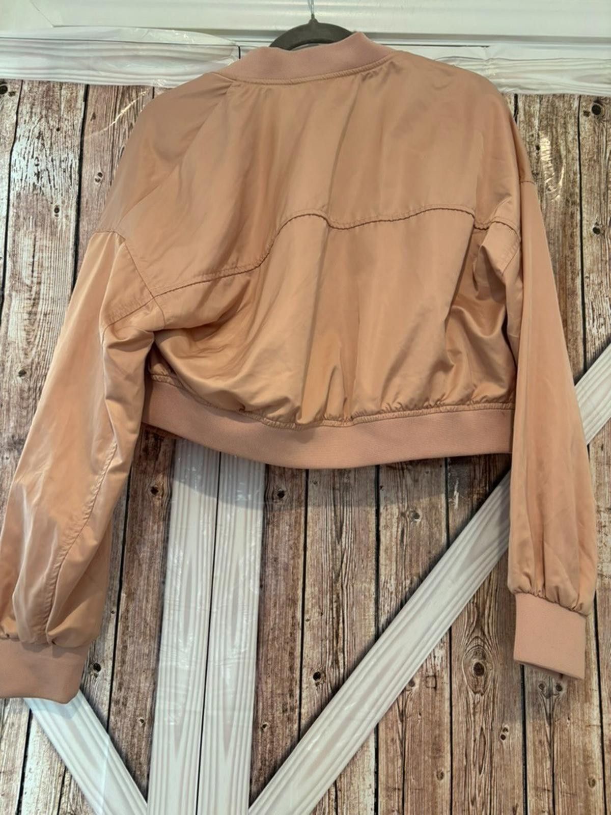Zara Womens small salmon color zipper down satiny jacket #282 Size S / US 4 / IT 40 - 2 Thumbnail