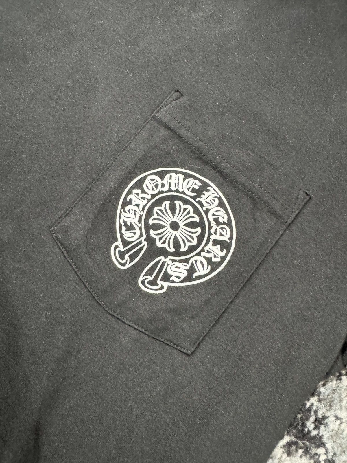 Chrome Hearts Chrome Hearts Horseshoe Logo Pocket Tee Size US M / EU 48-50 / 2 - 3 Thumbnail