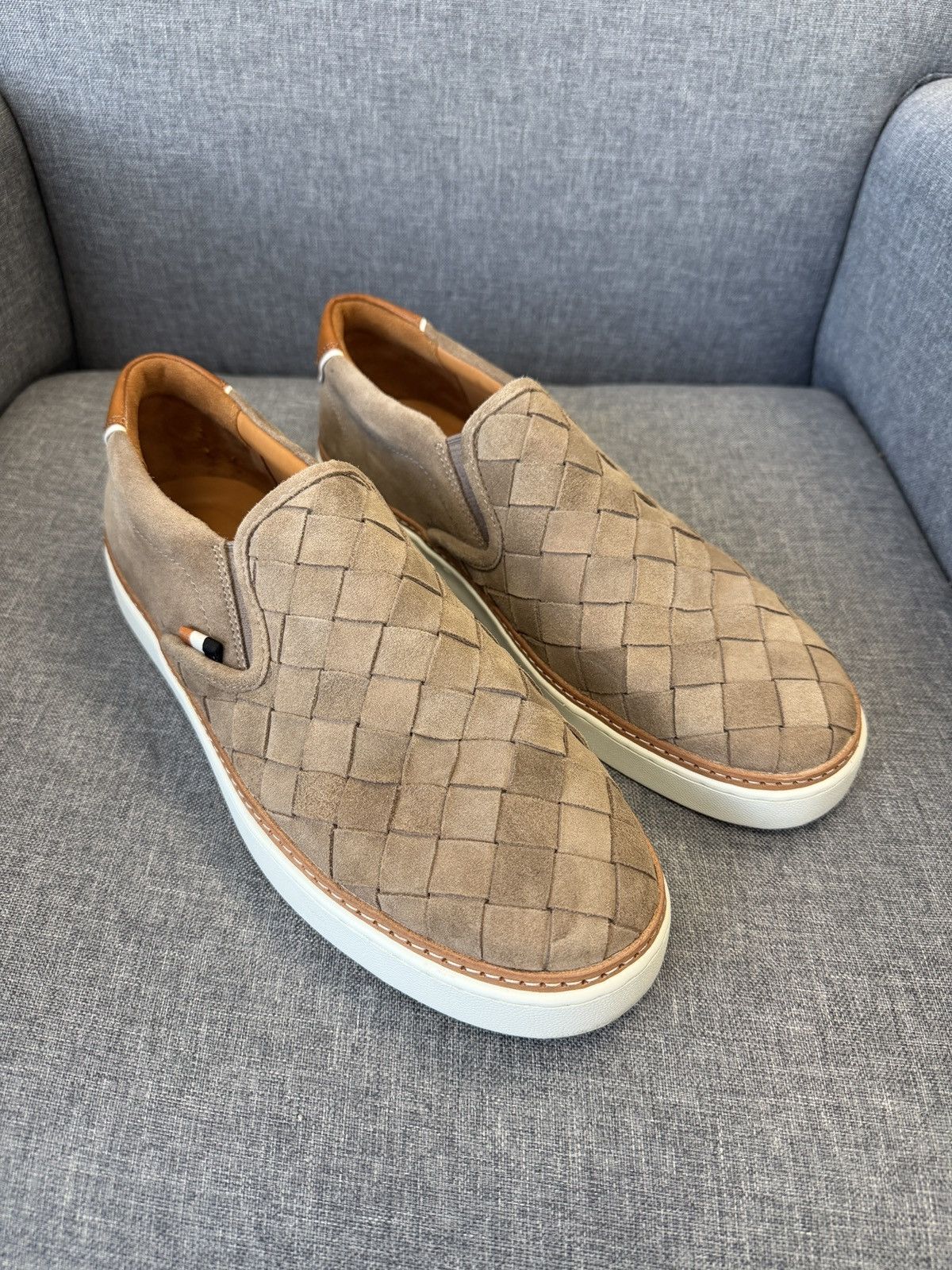 Allen Edmonds Men\'s Beige Alpha Woven Suede Slip-On Sneakers‎ Size 10.5 3E Allen Edmonds Suede Upper Material Casual Shoes for Men E  main image 2