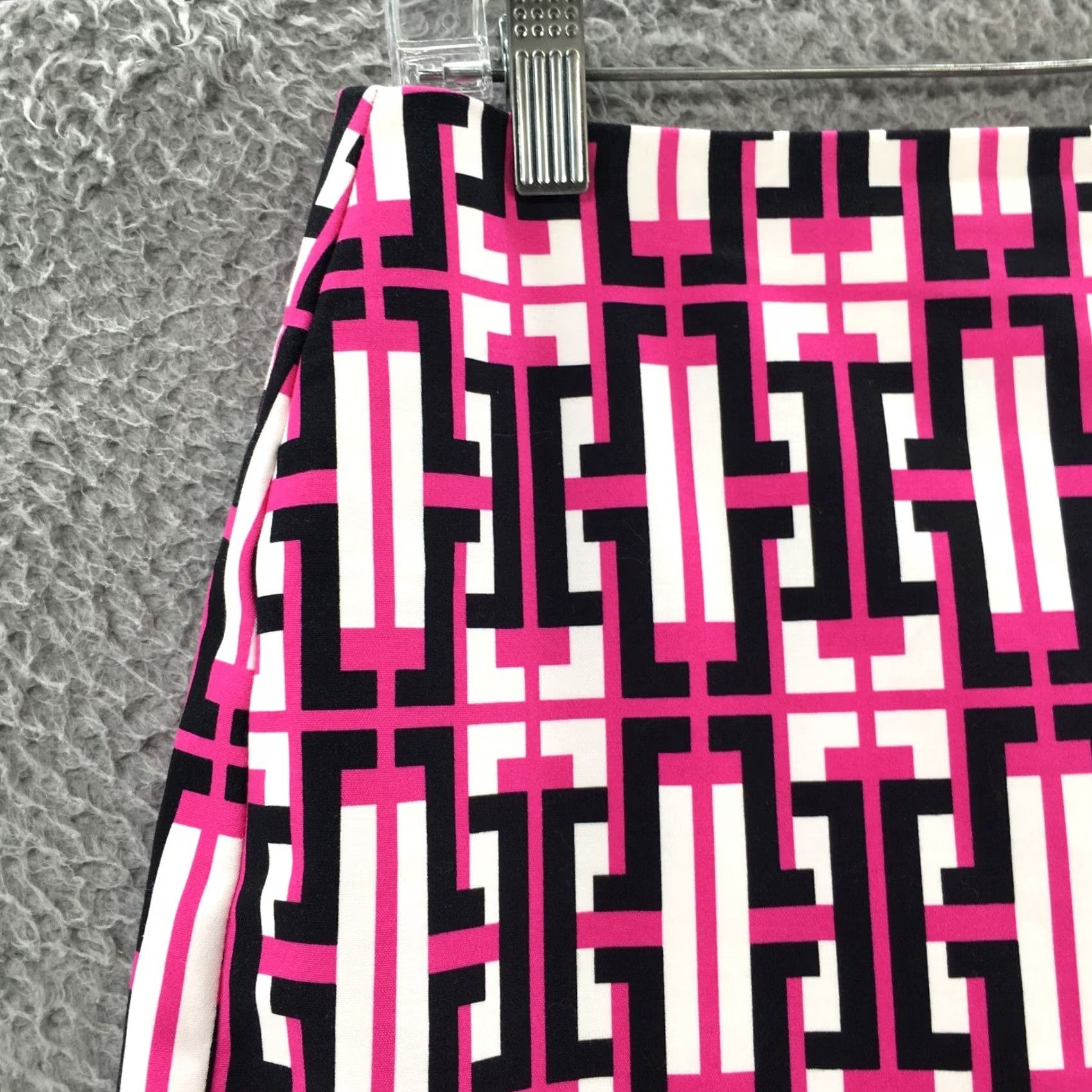 Banana Republic Banana Republic Straight & Pencil Skirt Womens 8 Multicolor Zip Short Skirt 32x21.5 Cotton Blend Buttonless Casual Womens Size 30" / US 8 / IT 44 - 4 Thumbnail